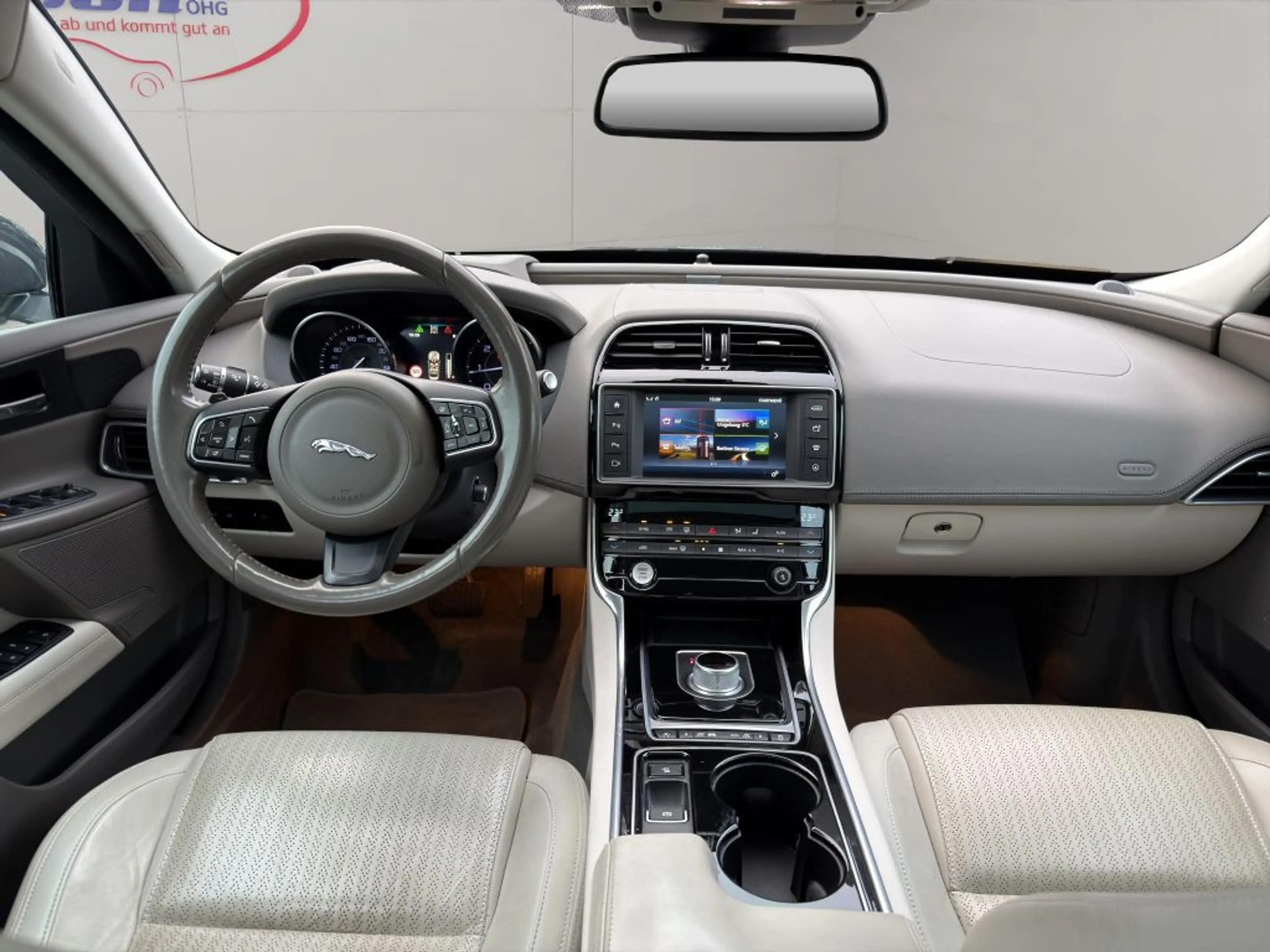 Jaguar XE 20d Aut. Portfolio — photo 14
