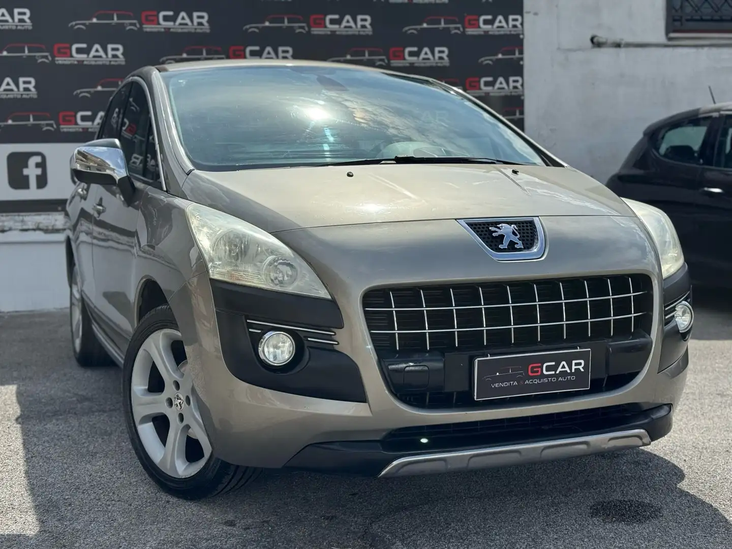 Peugeot 3008 Outdoor 1.6 Diesel 110 CV Bronzo - 1