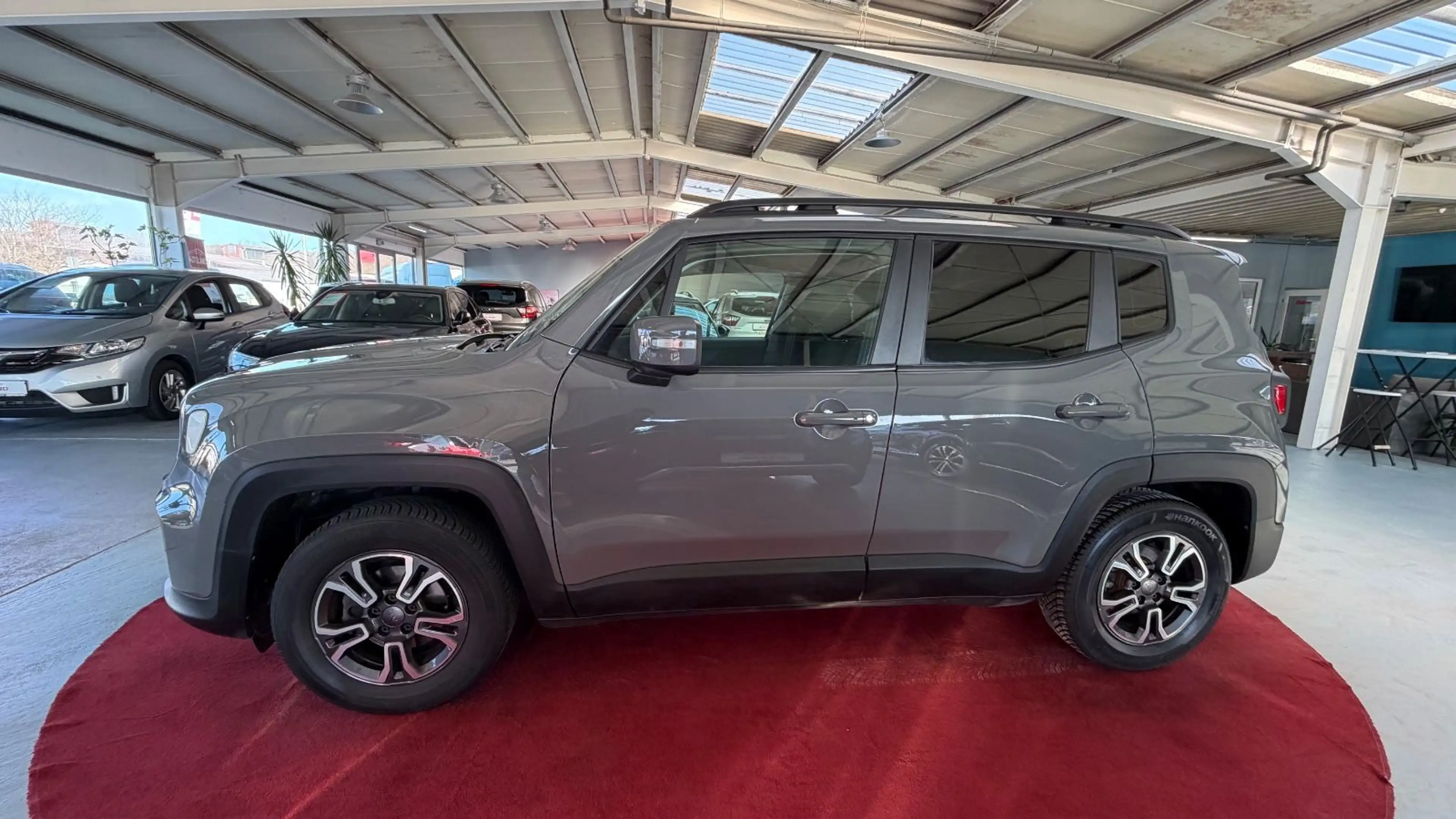 Jeep Renegade Longitude*FWD*35971KM* 1HD*AHK*SHZ*TEMP — photo 9