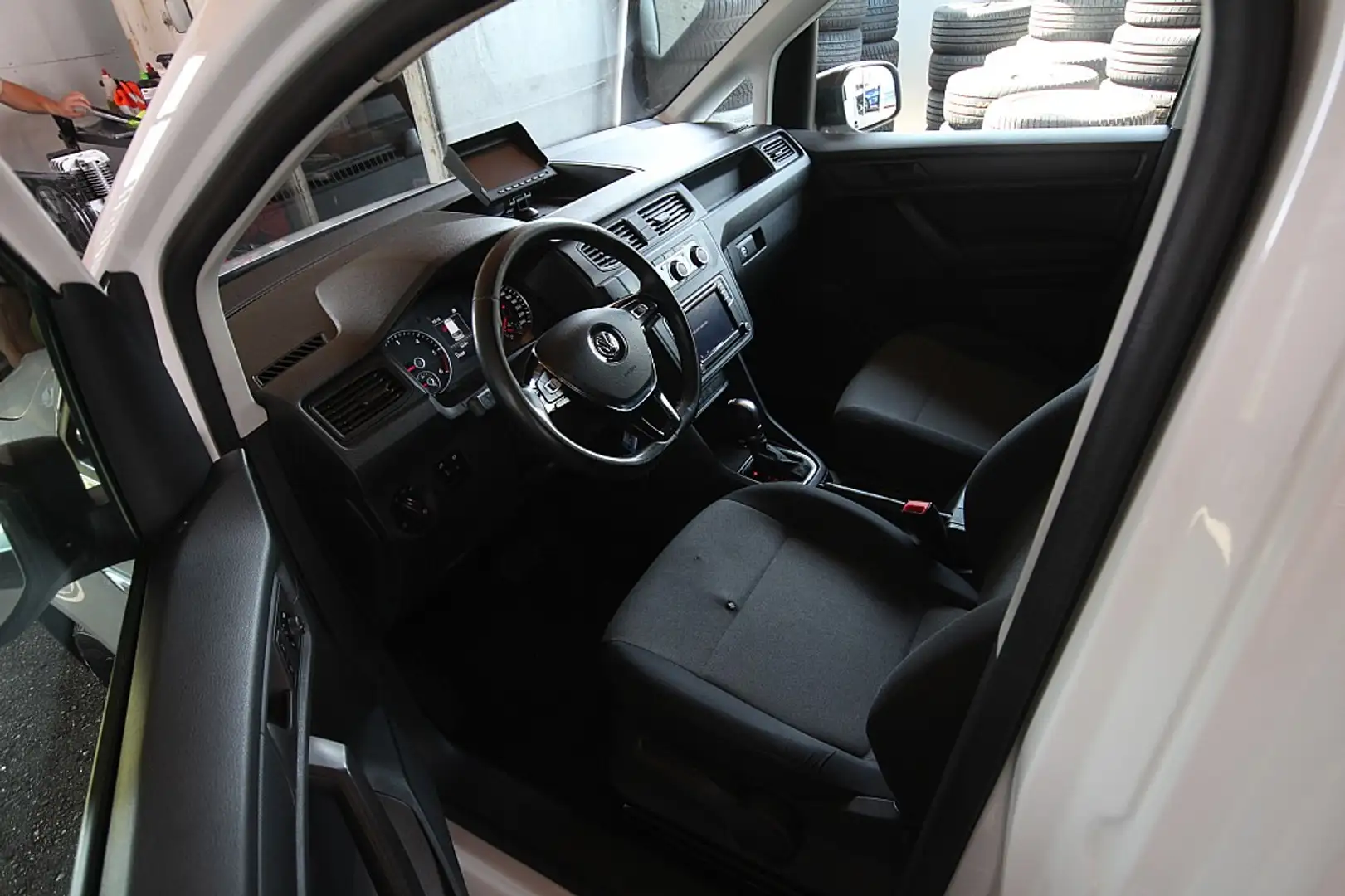 Volkswagen Caddy Kombi 2,0 TDI 4MOTION DSG Langer Radstand |LED ... Blanc - 2