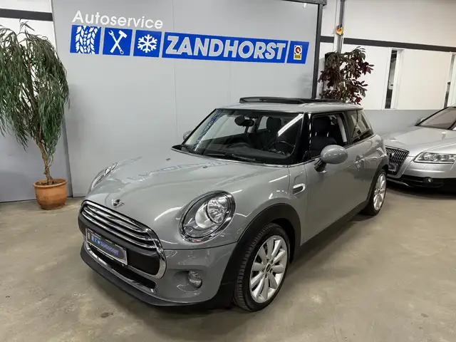 MINI One Mini 1.2 Business // Autom.// Panodak // Airco //