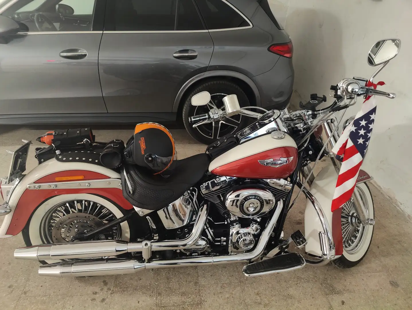 Harley-Davidson Deluxe flstn Rosso - 1