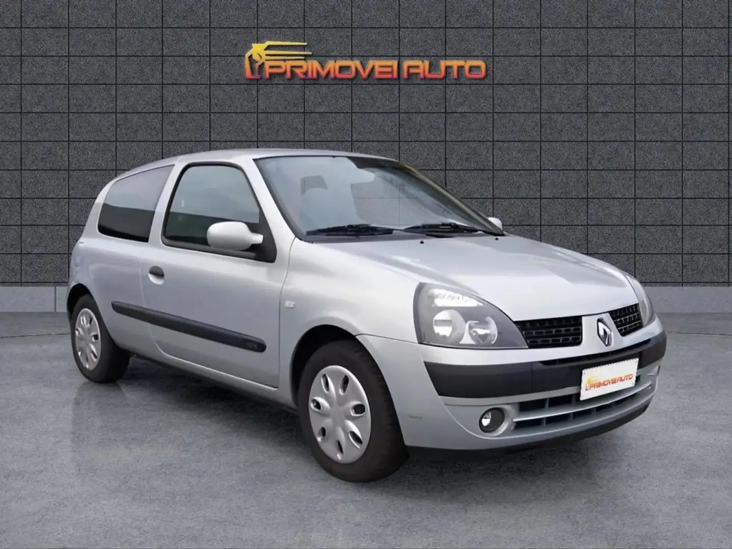 Renault Clio 1.2 16V cat 3 porte Limited Grigio - 1
