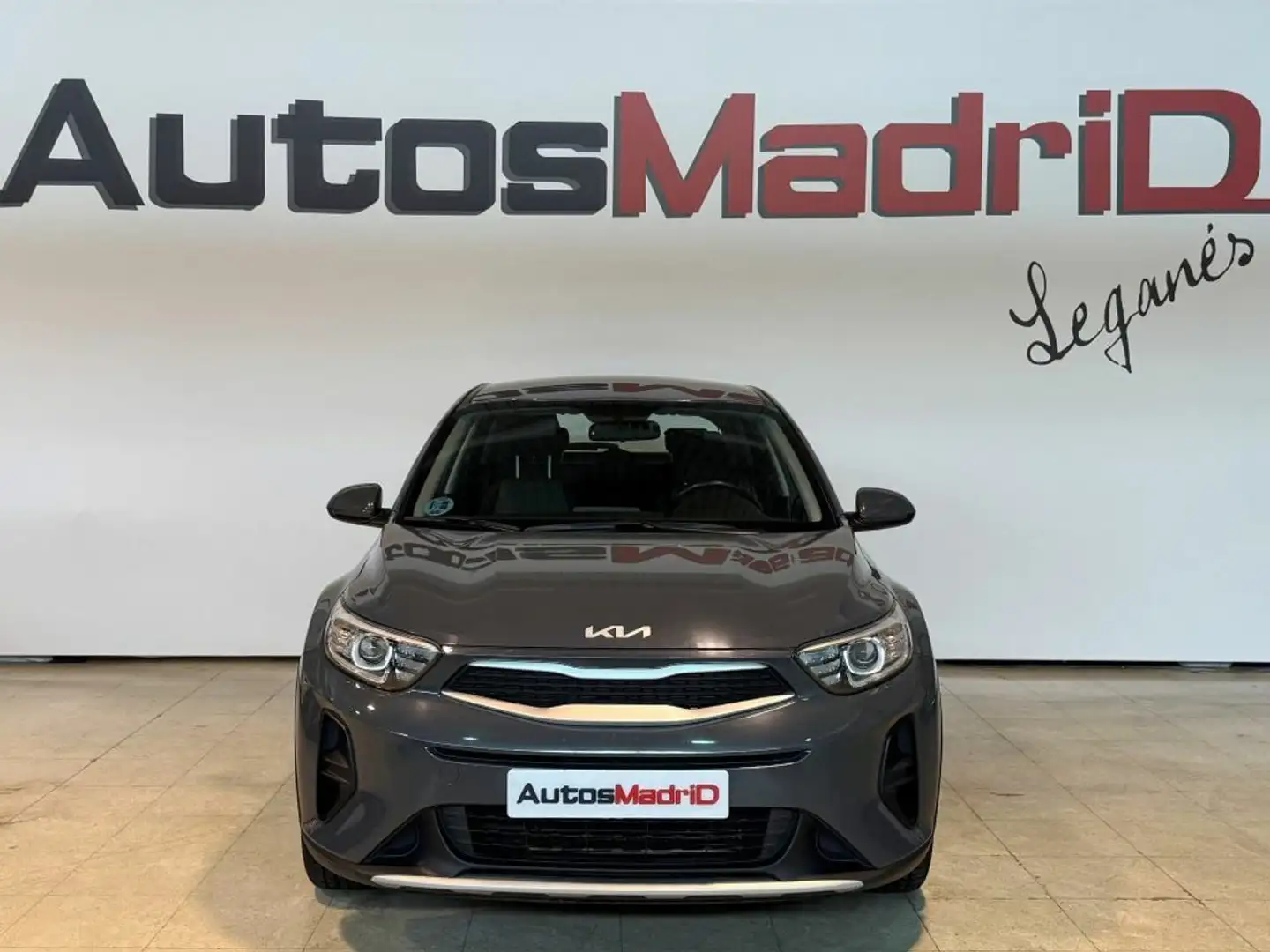 Kia Stonic 1.2 DPi 62kW (84CV) Concept Gris - 2