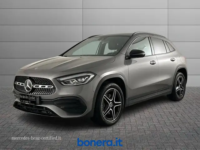 Mercedes-Benz GLA 250 eq-power Premium auto