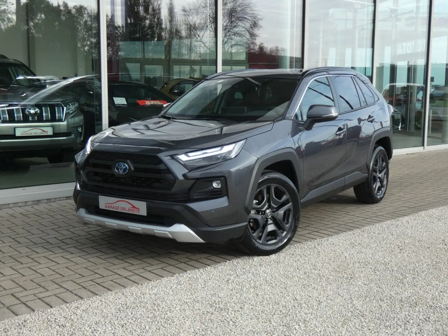 Toyota RAV 4 AWD 4x4 HYBRID ADVENTURE +Trekhaak +360°Camera Gris - 2