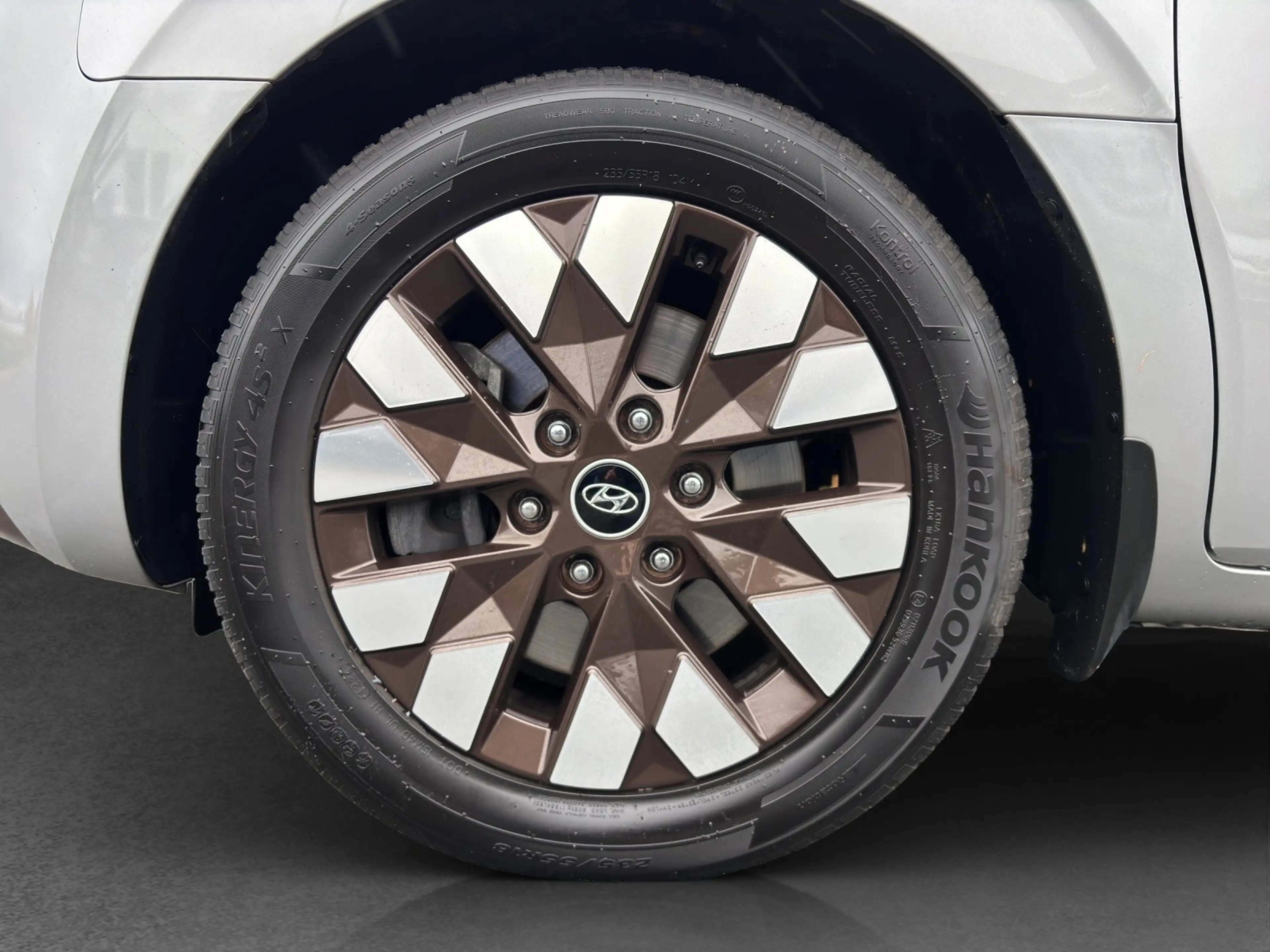 Hyundai STARIA 2.2 CRDi DCT Signature PANO/NSCC/BOSE — photo 15