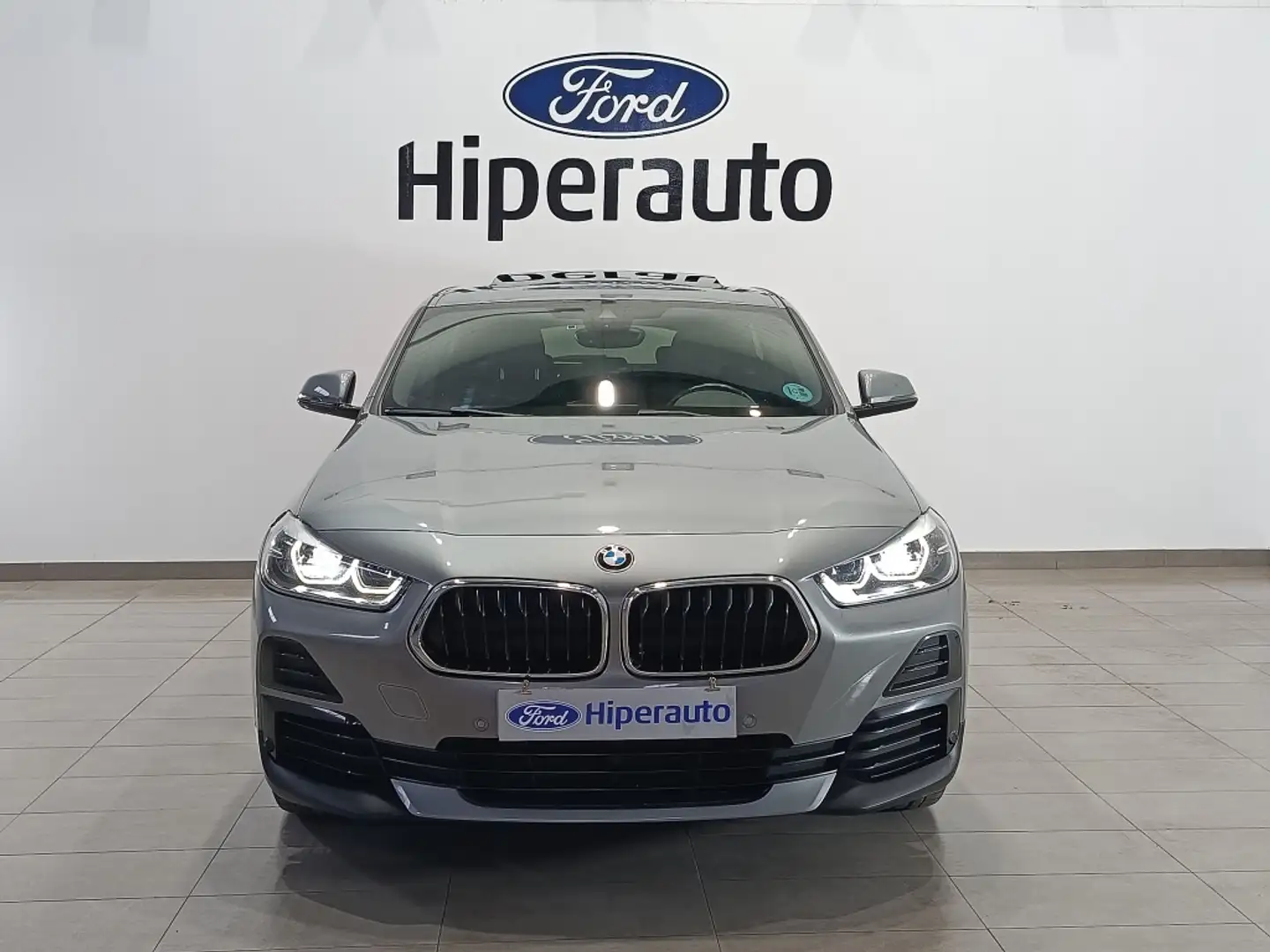BMW X2 sDrive 18iA Advantage Gris - 2