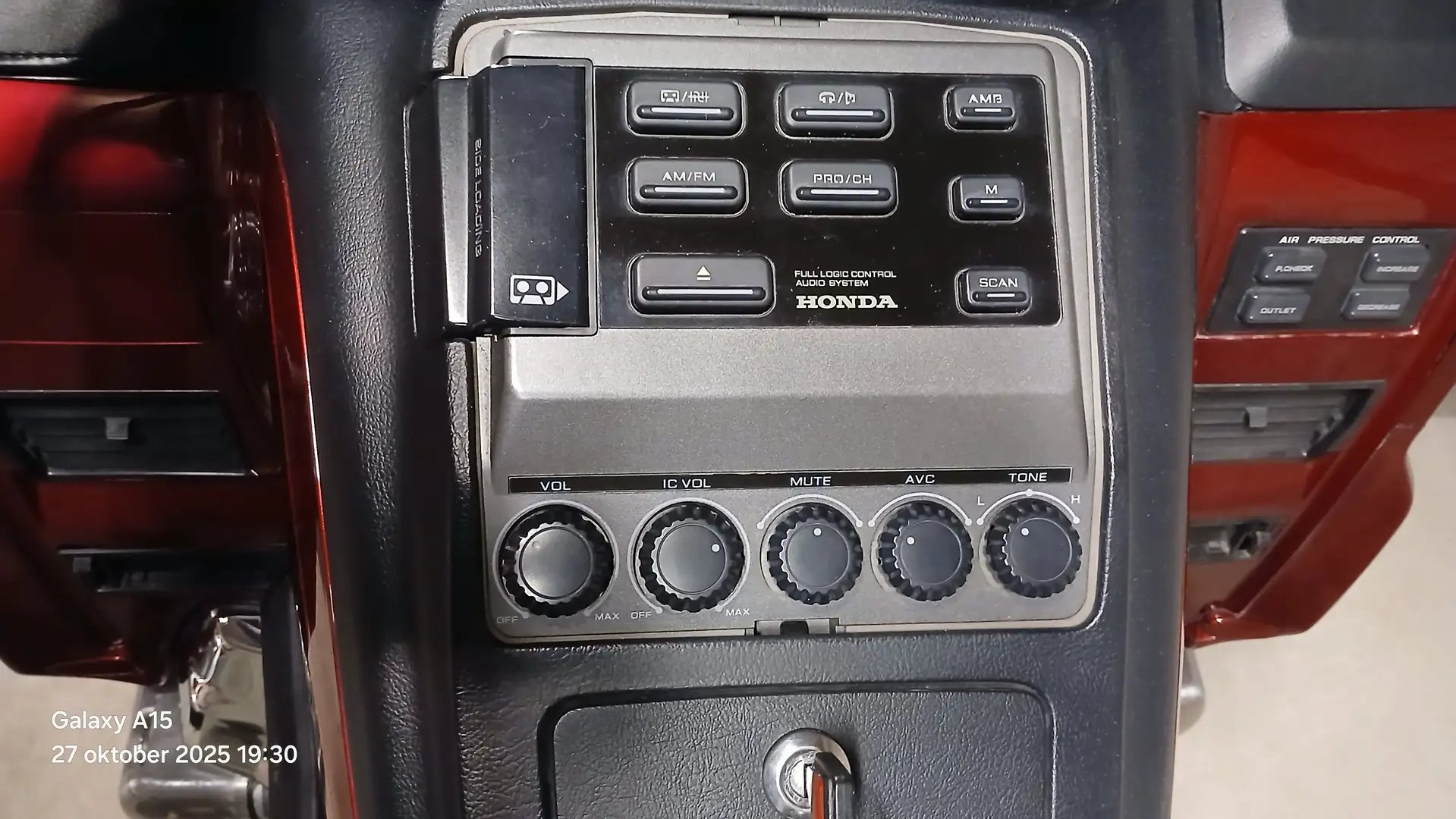 Honda Gold Wing GL 1500 Rood - 2