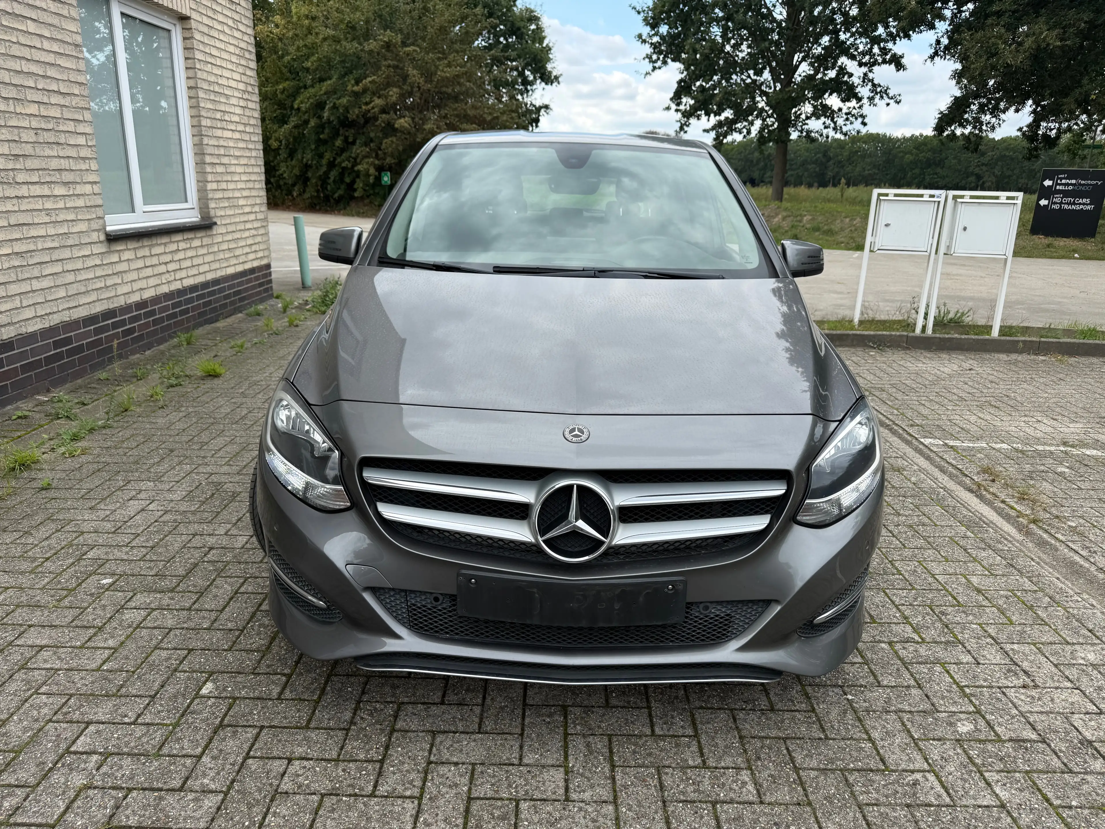 Mercedes-Benz B 180 B 180 BE Edition — photo 2