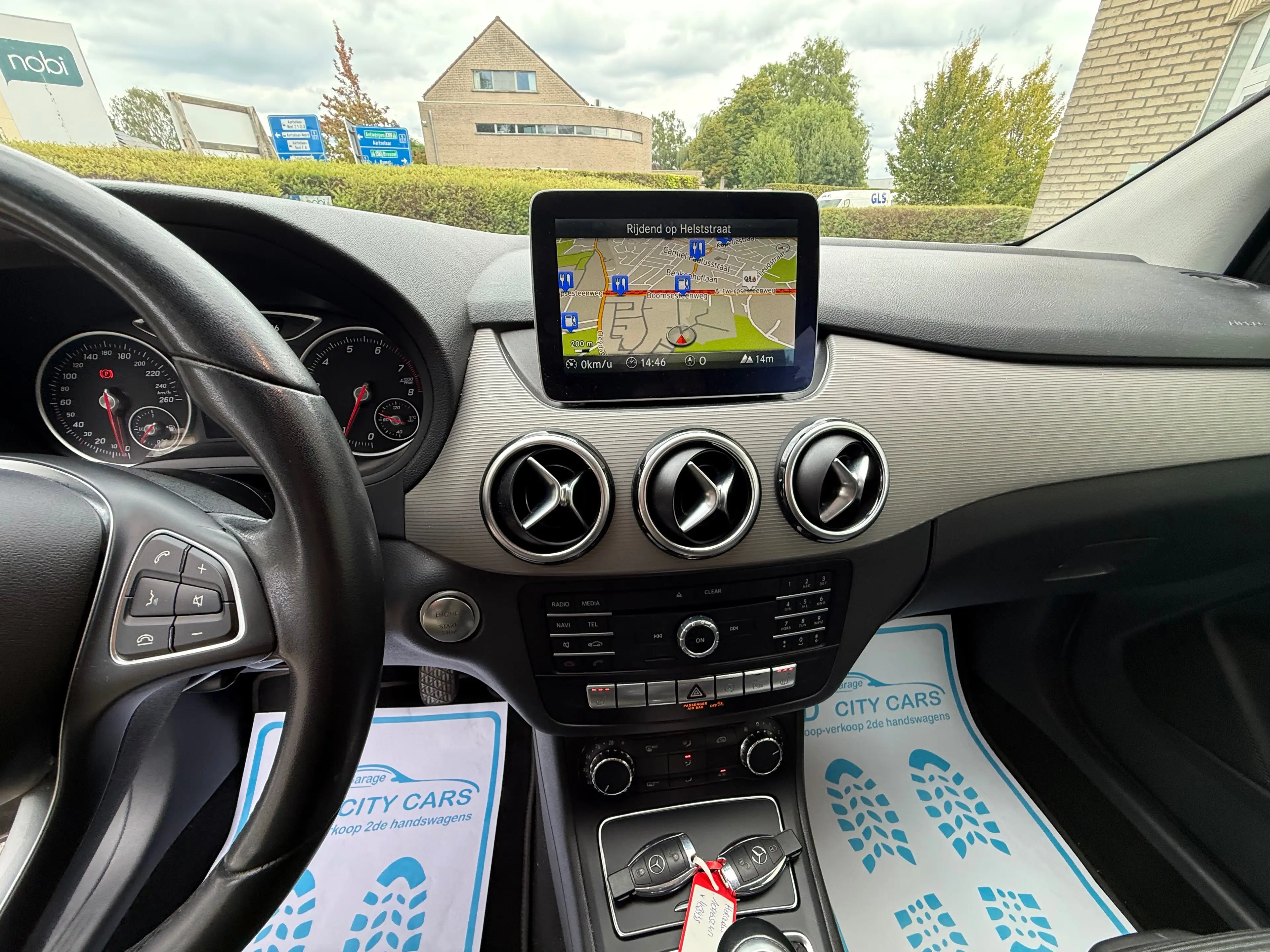 Mercedes-Benz B 180 B 180 BE Edition — photo 19