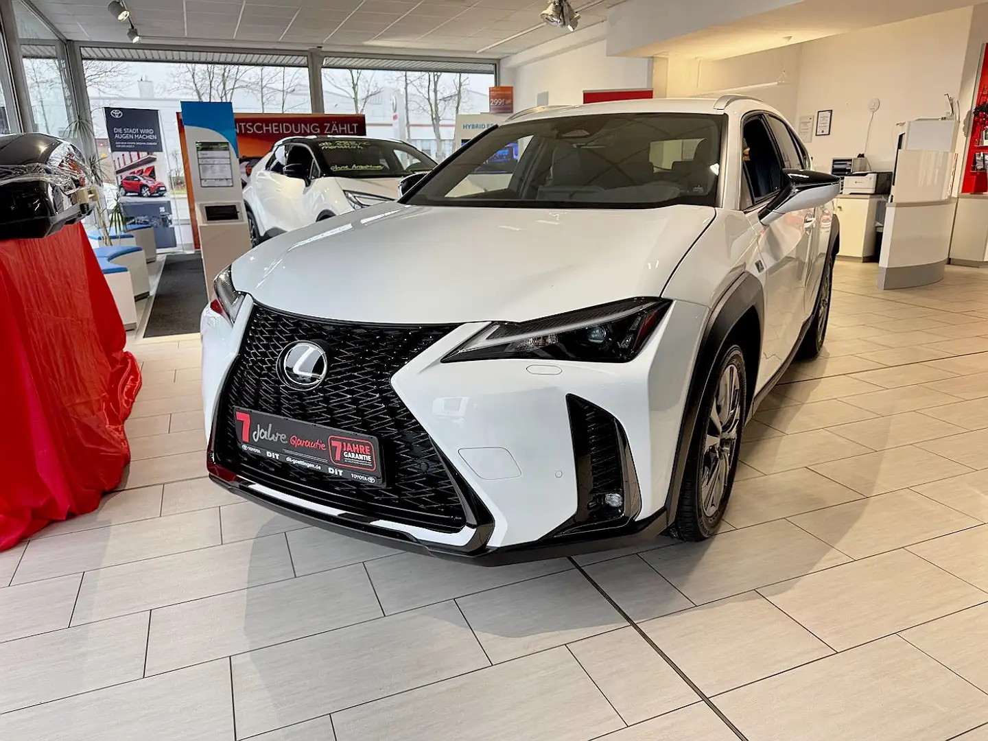 Lexus UX 300h F Sport Design Klimaaut., ACC,SpurH, LM Blanco - 2