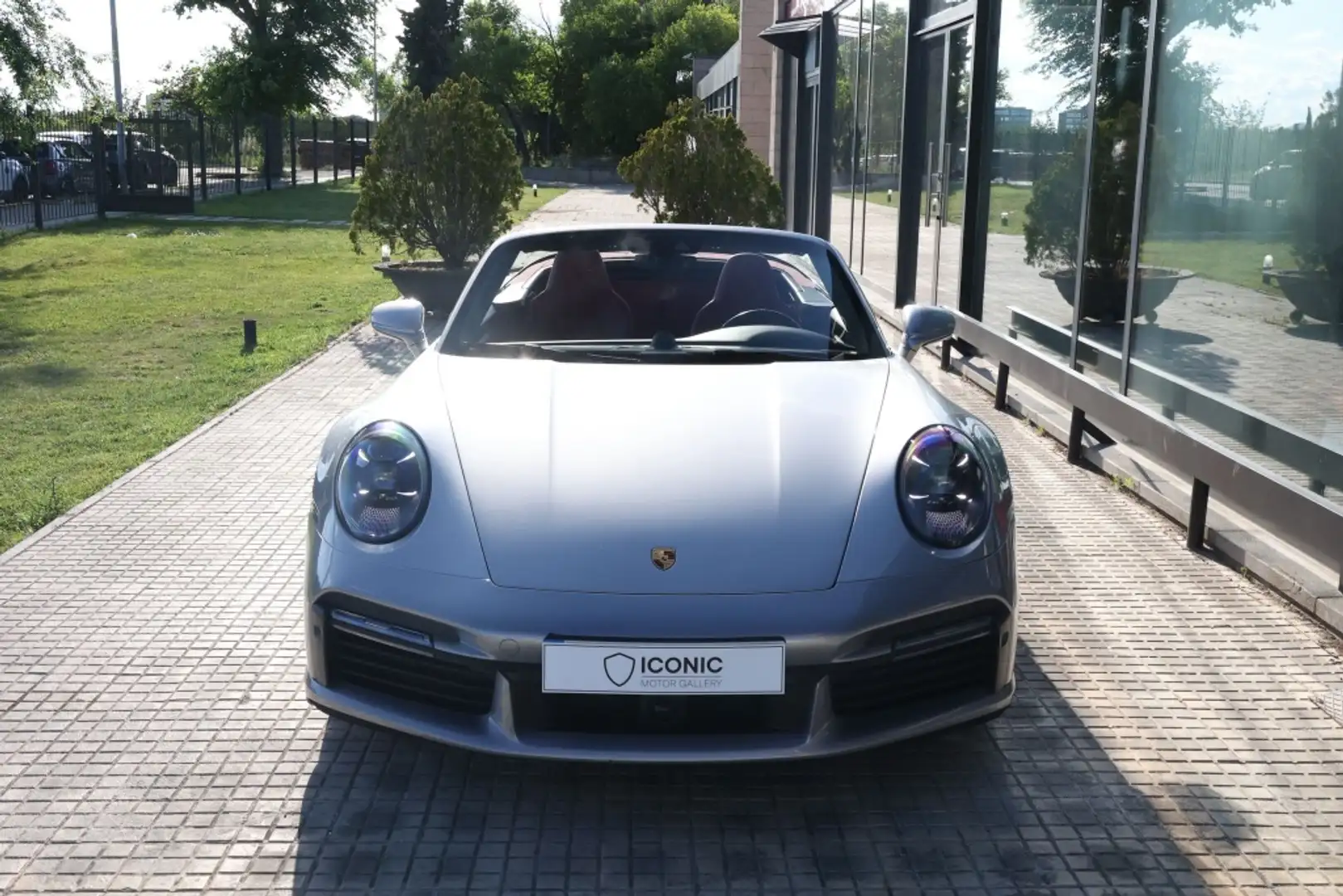 Porsche 992 Turbo S Cabriolet PDK Gris - 2
