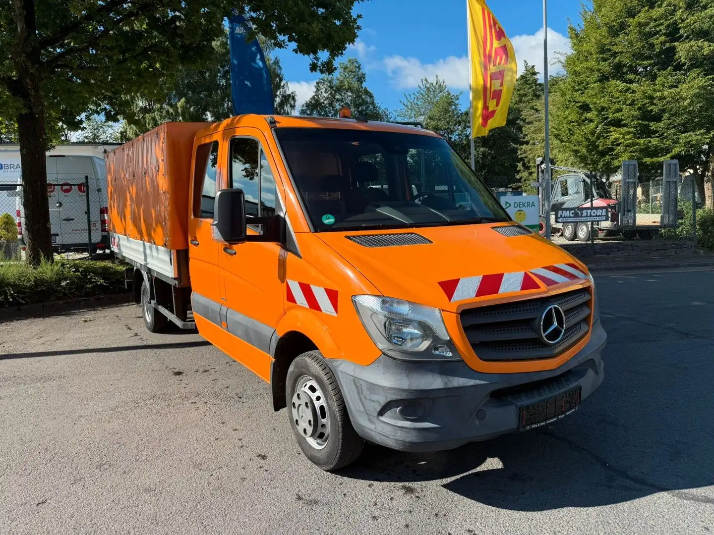 Mercedes-Benz Sprinter II Pritsche/DoKa 519 CDI*1Hand* Orange - 1