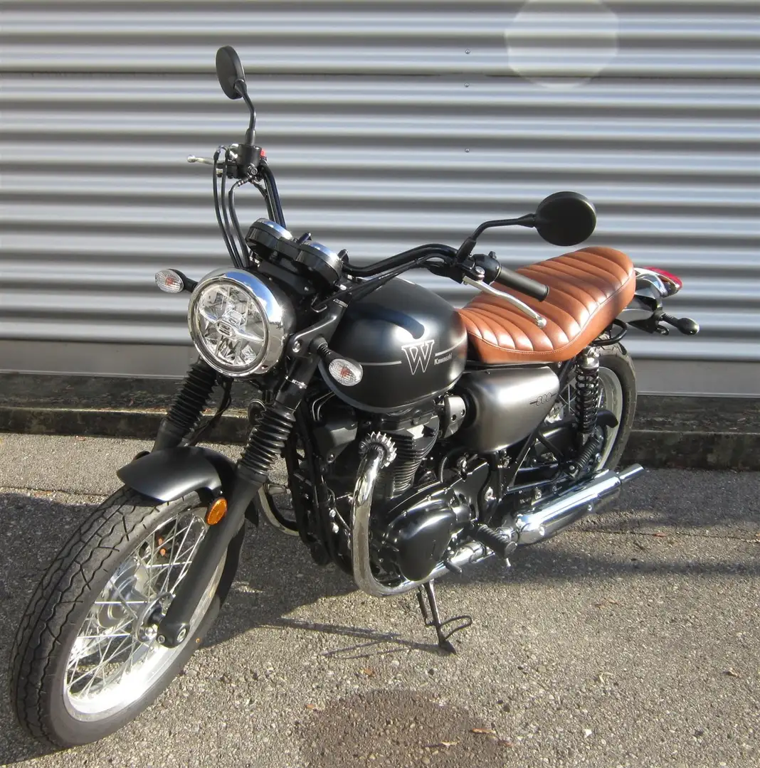 Kawasaki W 800 -- TOP Zustand -- Sondermodell -- Negro - 1