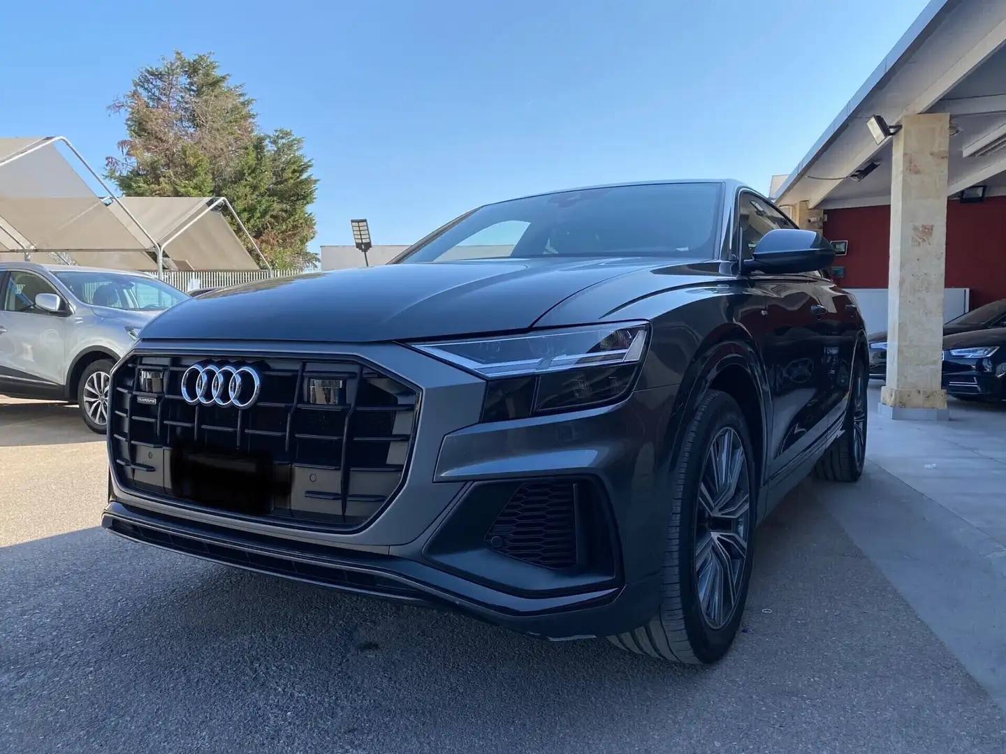 Audi Q8 Audi Q8 50 TDI 286 CV quattro S-line Gris - 1