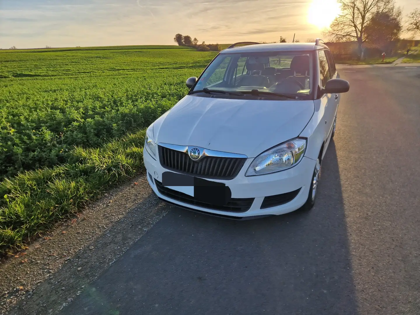 Skoda Fabia Cool Edition, Klima, neuer TÜV, 8fach bereift Weiß - 2