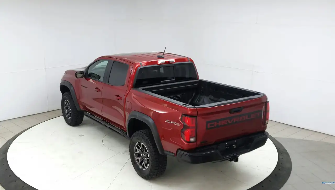 Chevrolet Colorado снимка Chevrolet Colorado