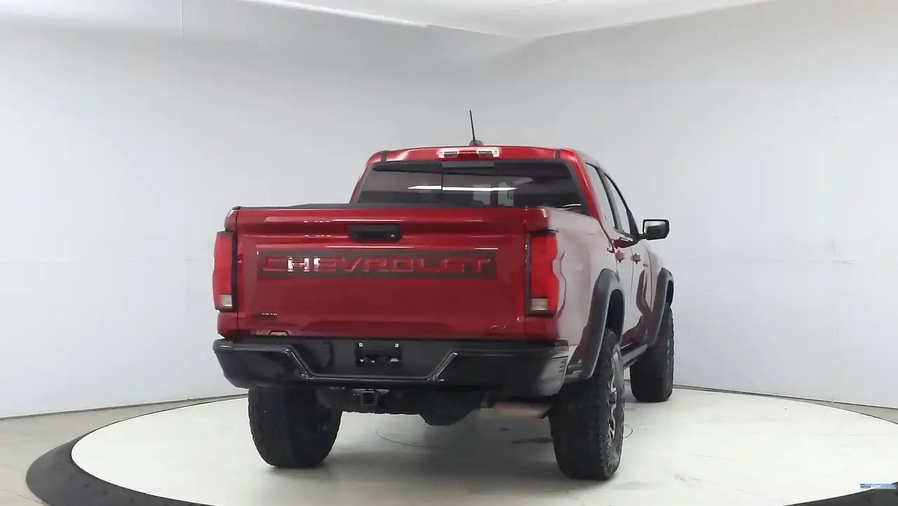 Chevrolet Colorado снимка Chevrolet Colorado