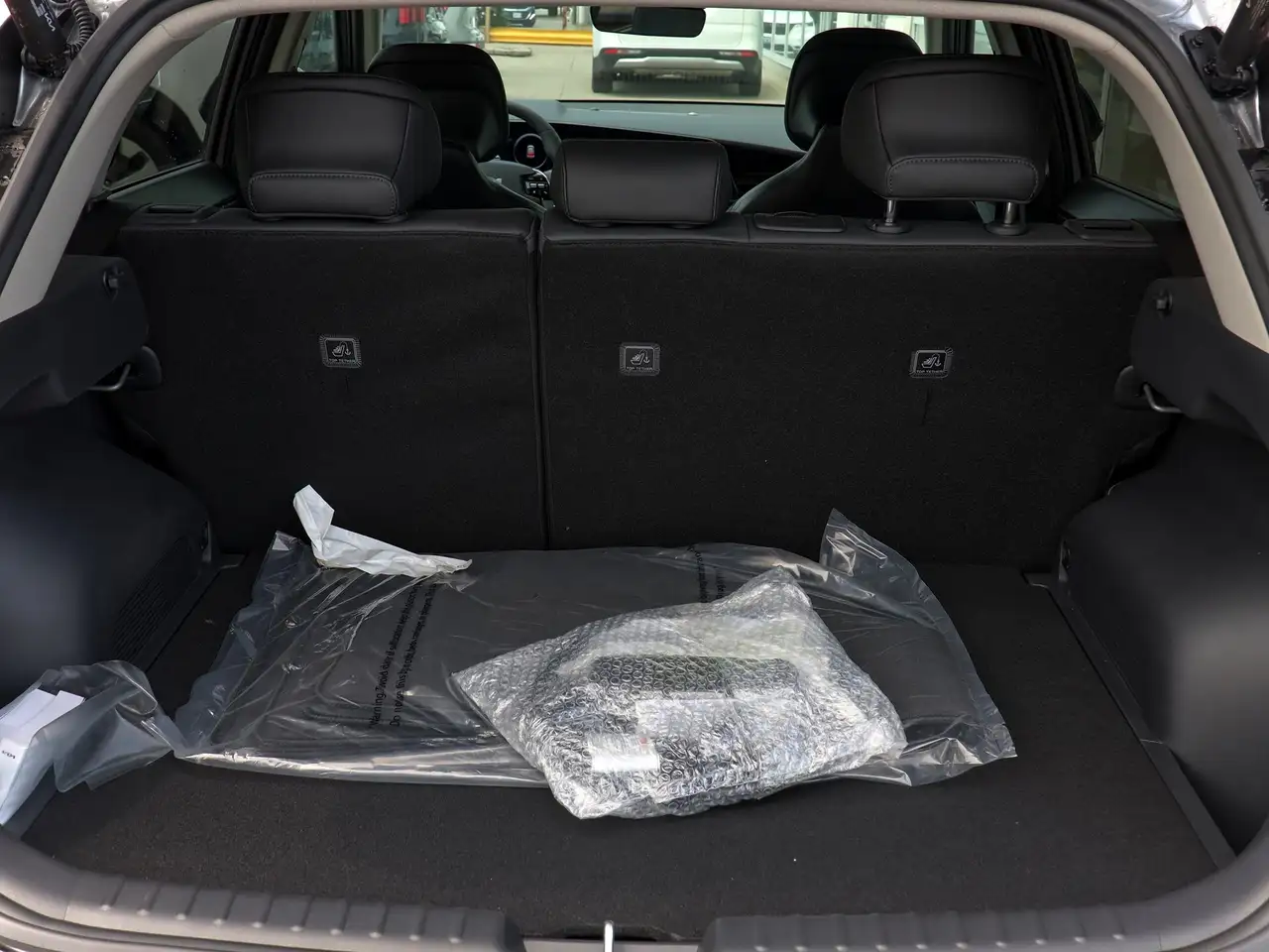 Kia Niro снимка Kia Niro