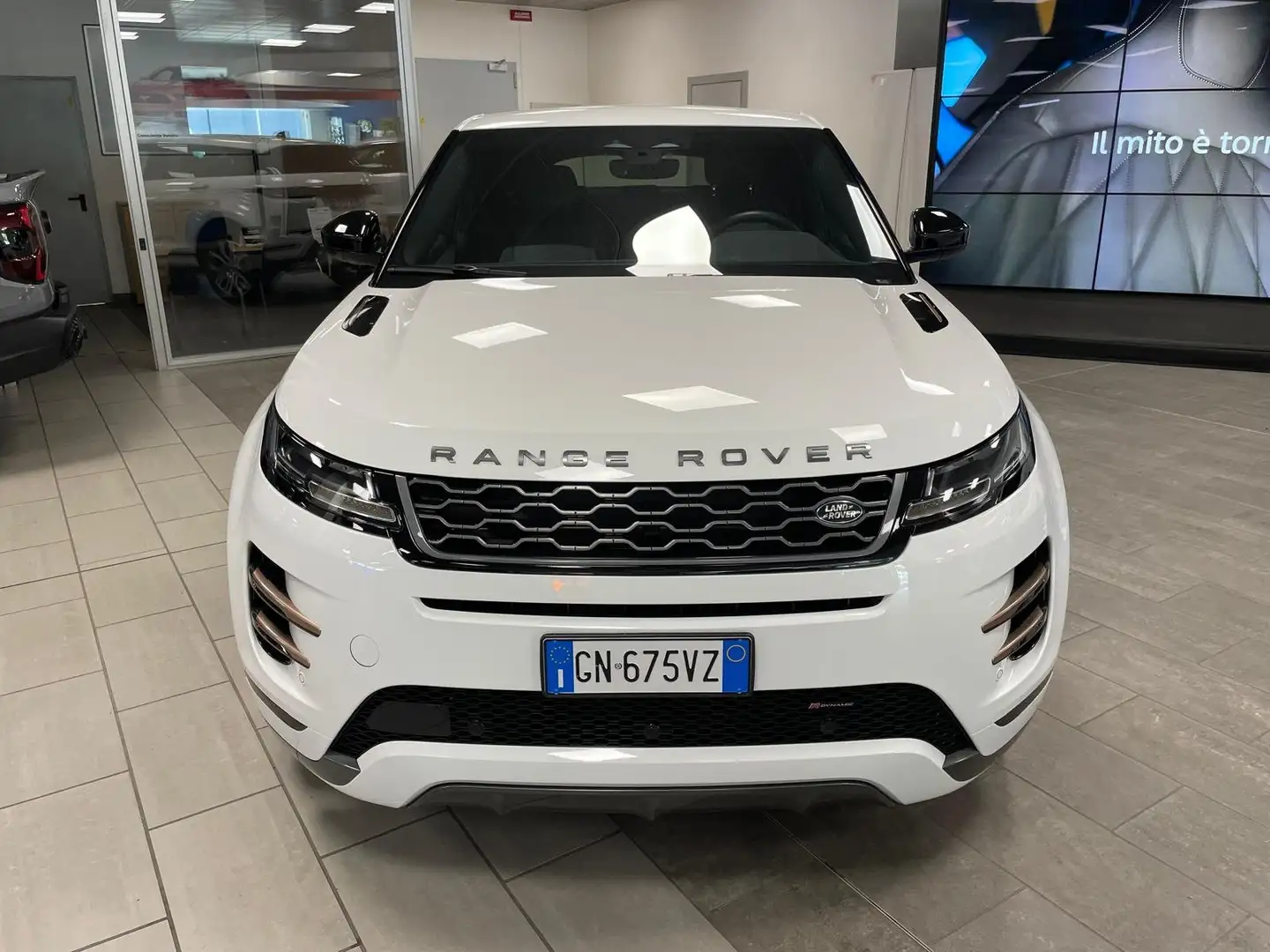 Land Rover Range Rover Evoque 2.0 diesel/ibrido 4x4 R-Dynamic ,AUTOCARRO 5 POSTI Bianco - 2