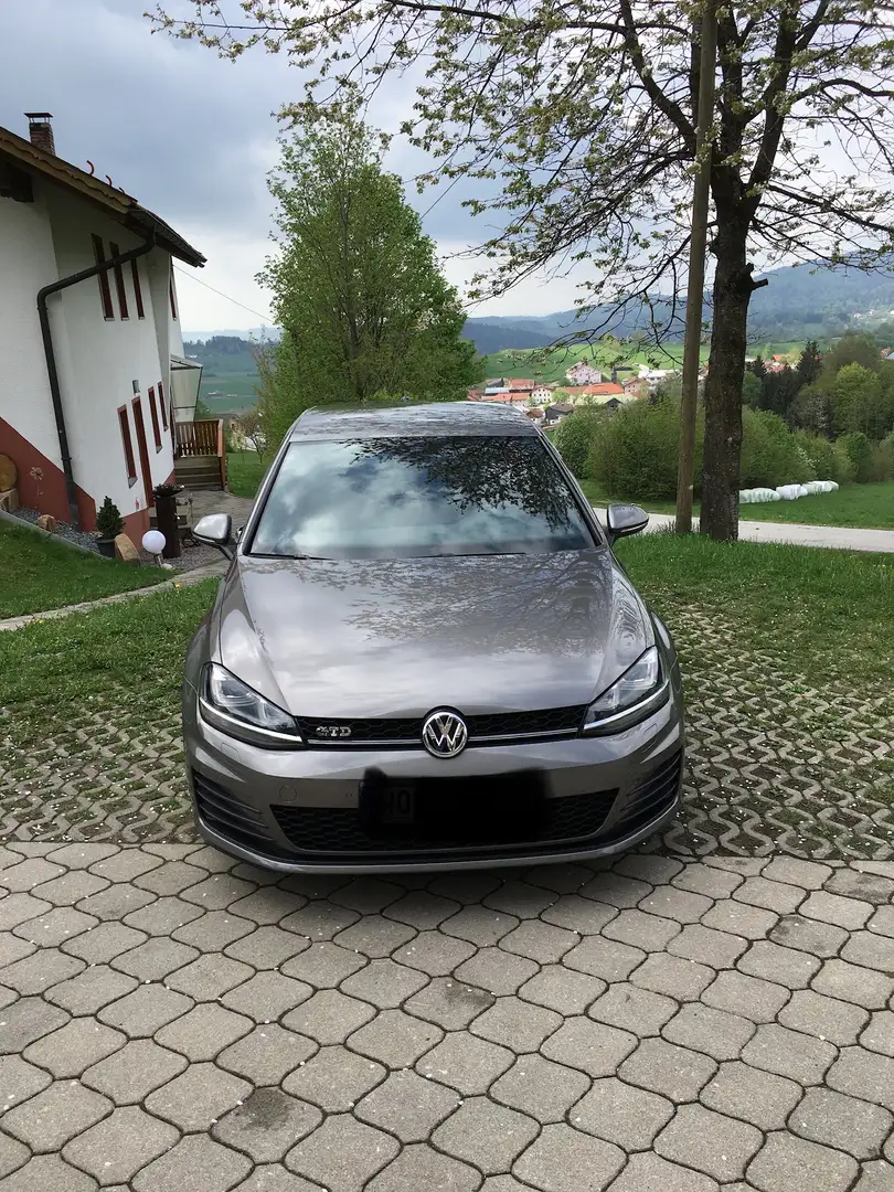 Volkswagen Golf GTD GTD BMT Sport&Sound Paket Šedá - 2