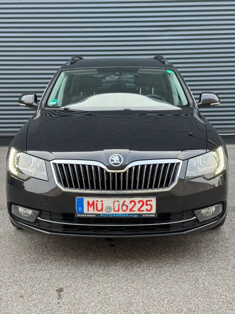 Skoda Superb Exclusive DSG 170PS/MEMORYS/NAVI/TEMP/PDC Schwarz - 2