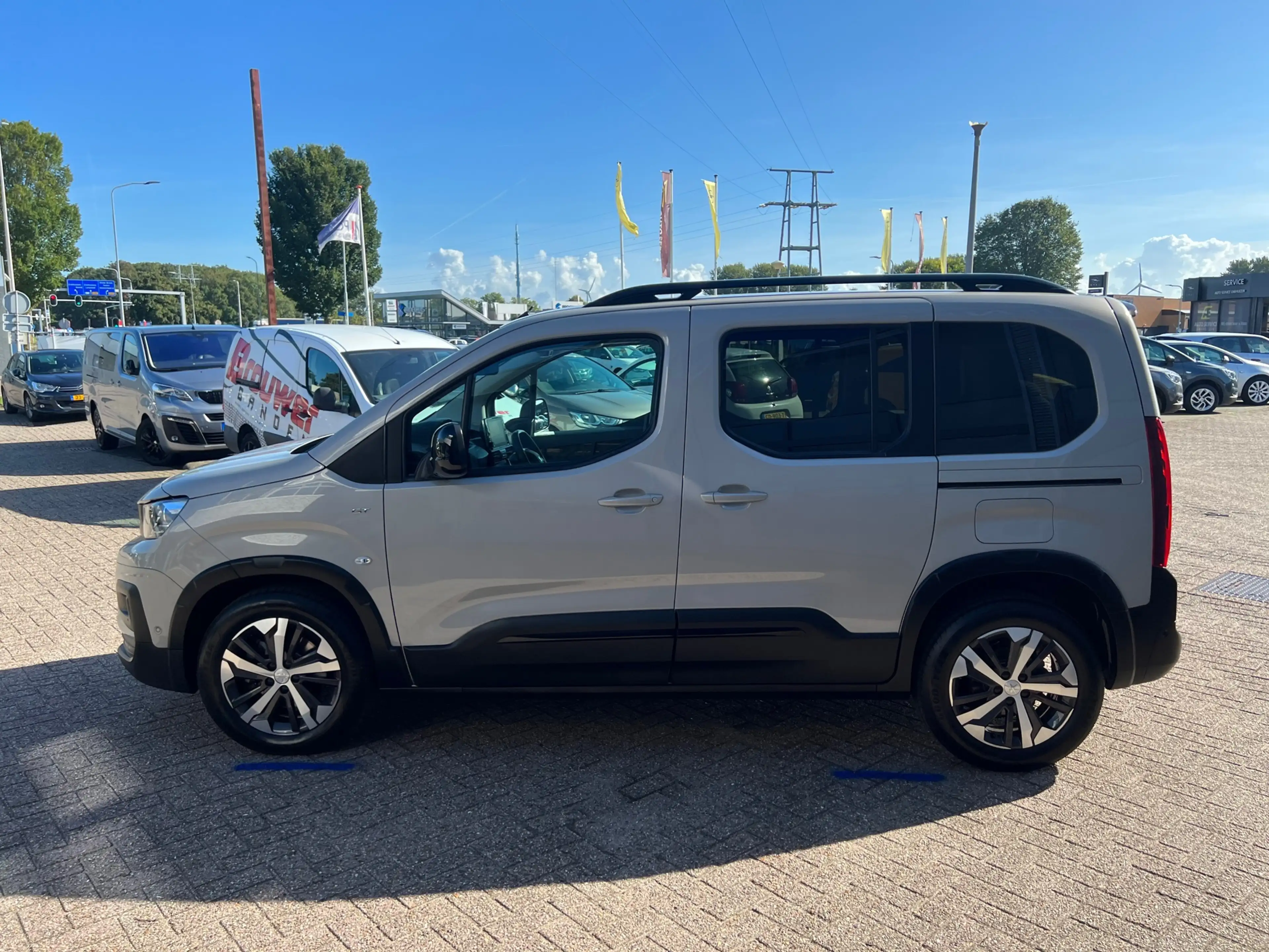 Peugeot Rifter 1.2 130PK PureTech GT | Automaat | 7 Persoons | Tr — photo 5
