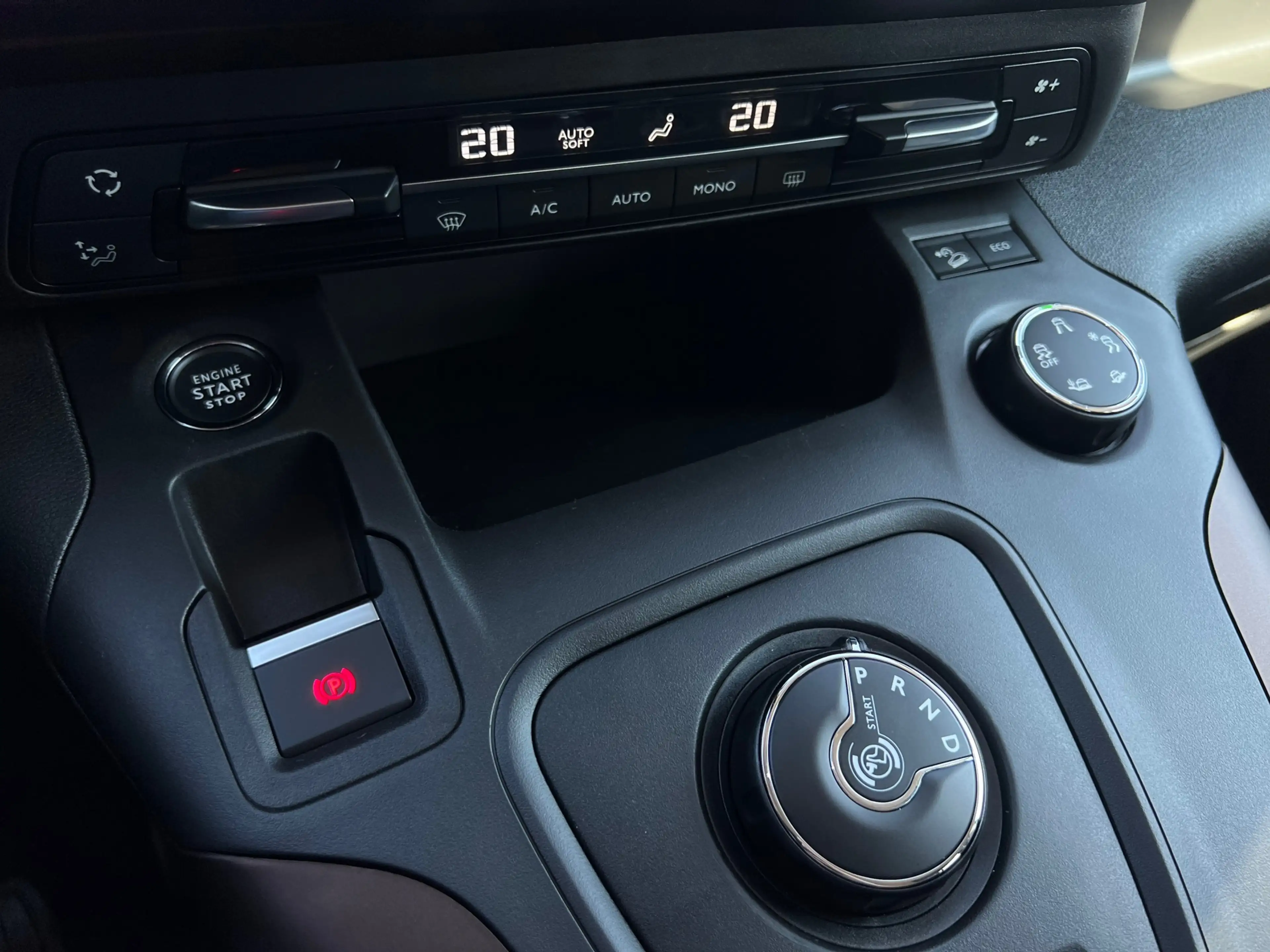 Peugeot Rifter 1.2 130PK PureTech GT | Automaat | 7 Persoons | Tr — photo 19