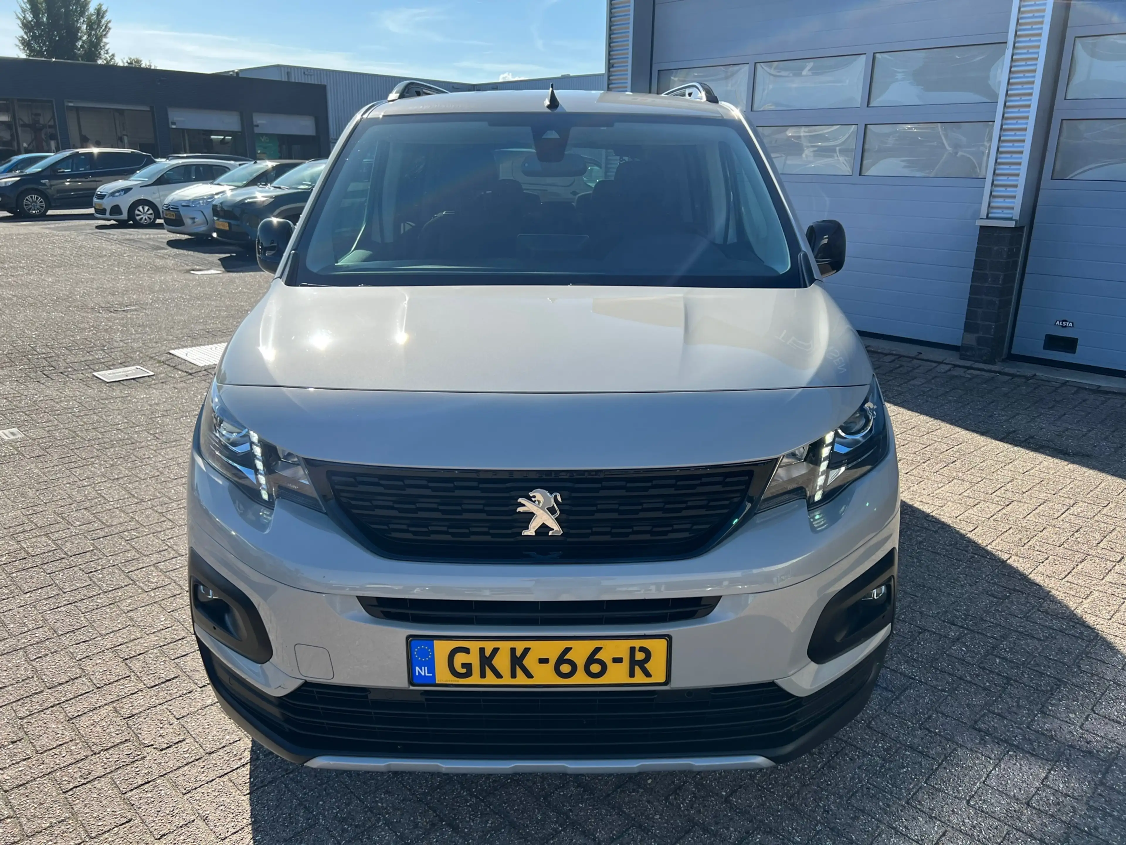 Peugeot Rifter 1.2 130PK PureTech GT | Automaat | 7 Persoons | Tr — photo 3