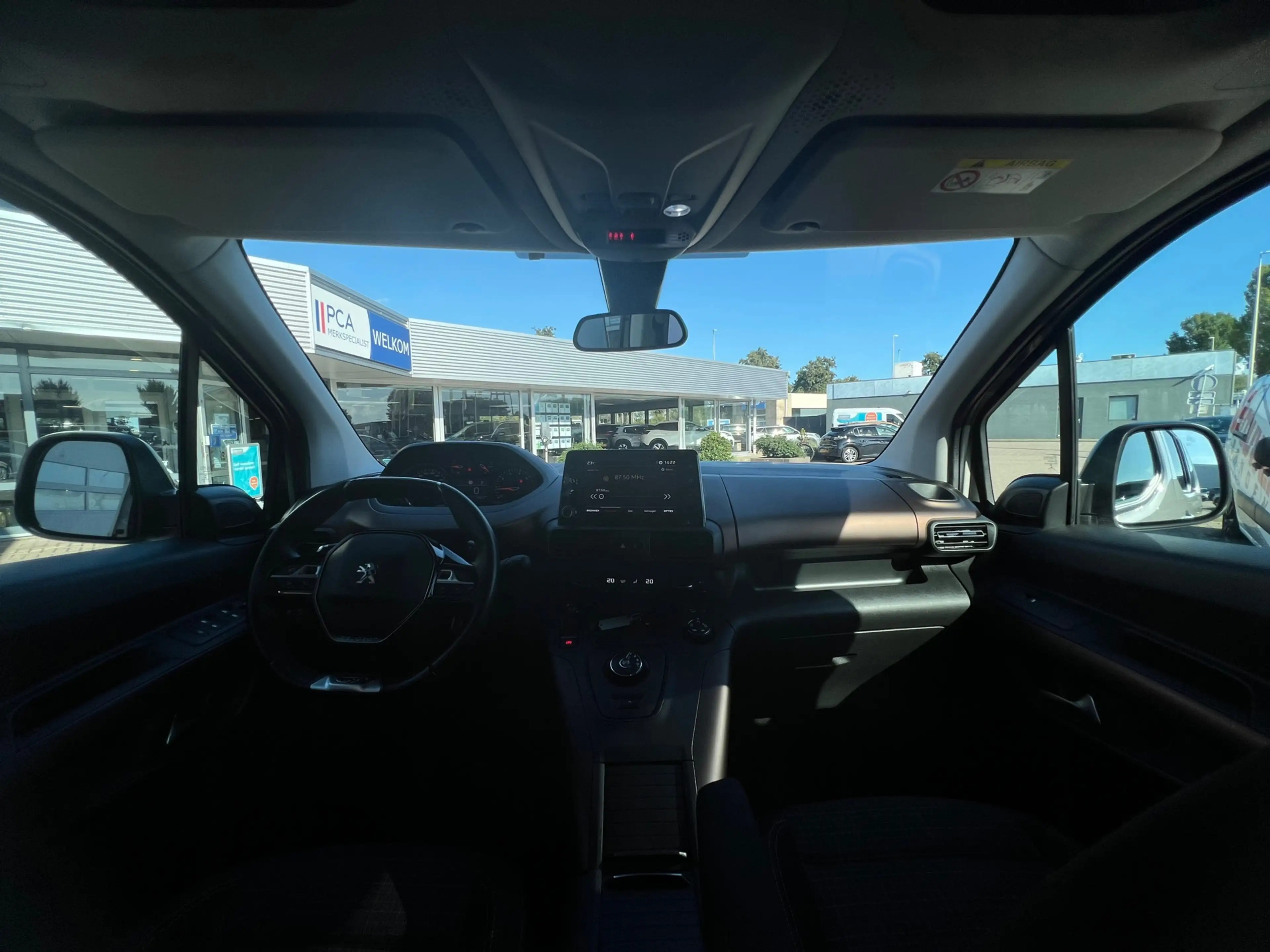 Peugeot Rifter 1.2 130PK PureTech GT | Automaat | 7 Persoons | Tr — photo 12