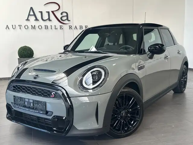 MINI Cooper S Aut. Classic Trim NAV+LED+KEYLESS+17ZOLL+1HD