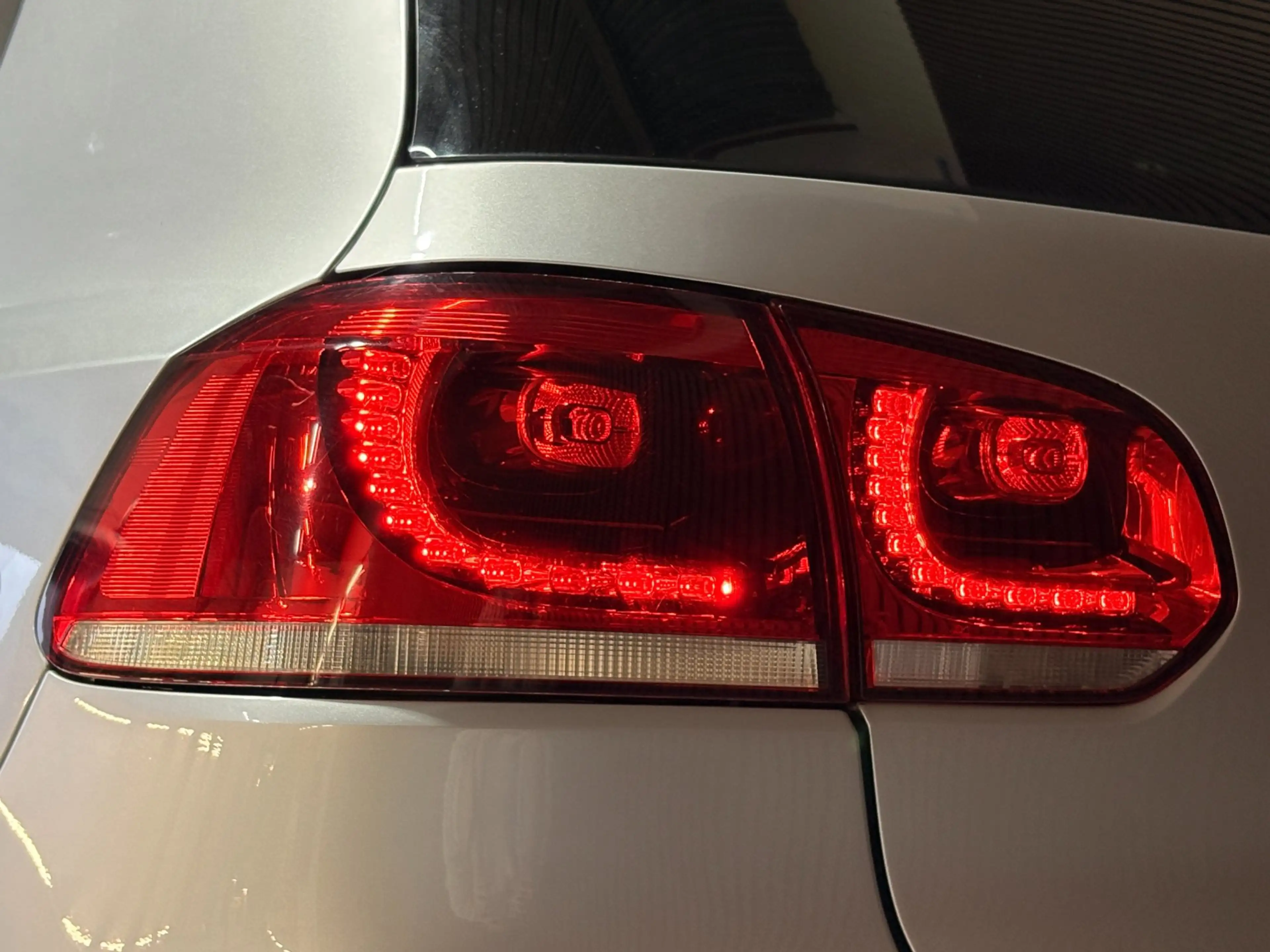 Volkswagen Golf 1.2 TSI Highline BlueMotion Camera PDC — photo 32