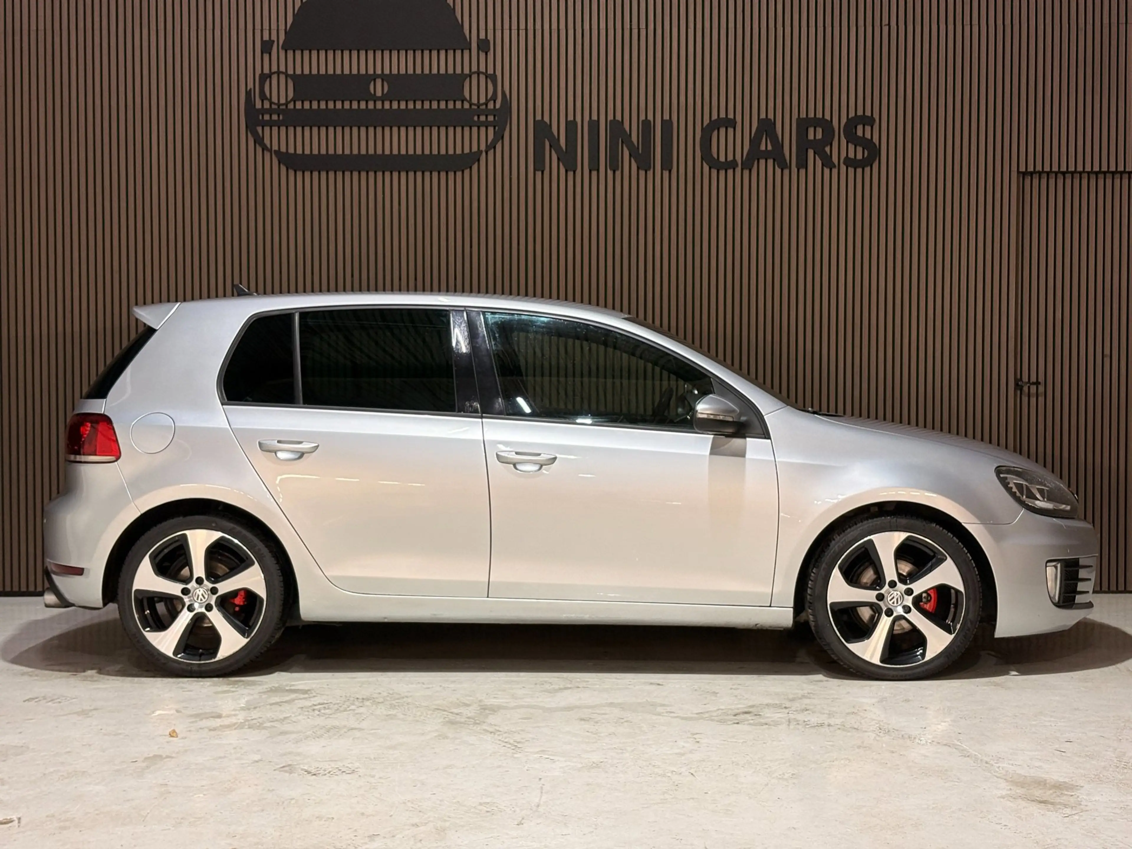 Volkswagen Golf 1.2 TSI Highline BlueMotion Camera PDC — photo 4