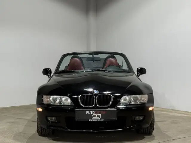 BMW Z3 view 3