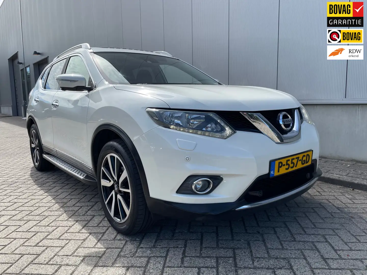 Nissan X-Trail 1.6 DIG-T Tekna / Panorama Dak / Stoelverwarming Wit - 1