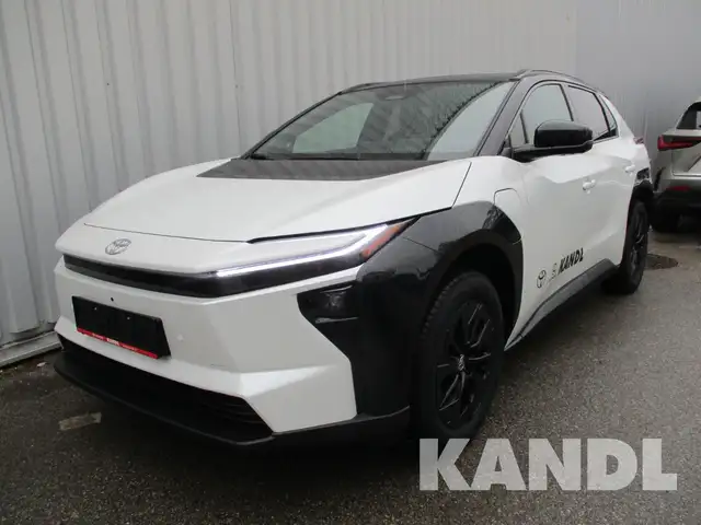 Toyota bZ4X Elektro 73kWh AWD Protection + Style-Paket