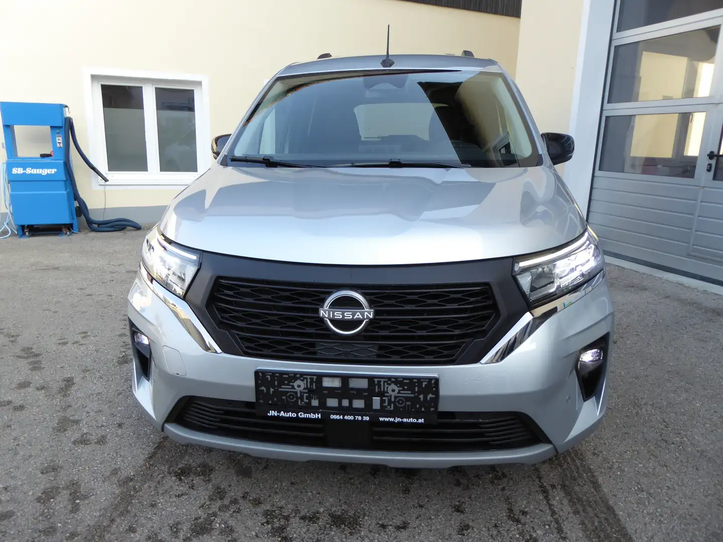Nissan Townstar L1 2,0t Tekna Silber - 2