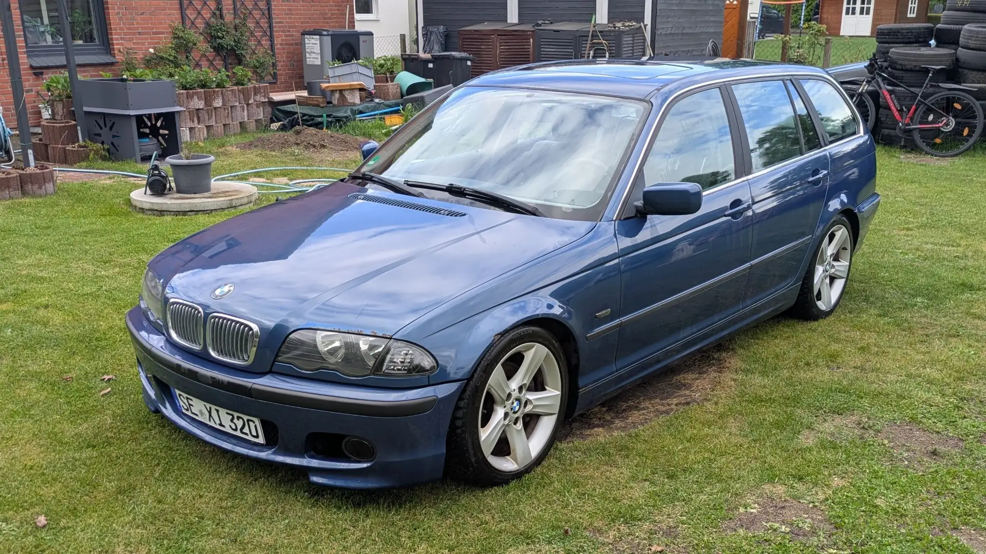 BMW 320 320i AHK,4 EFH,Sportsitze Leder grau Memory,Alarm Синій - 2