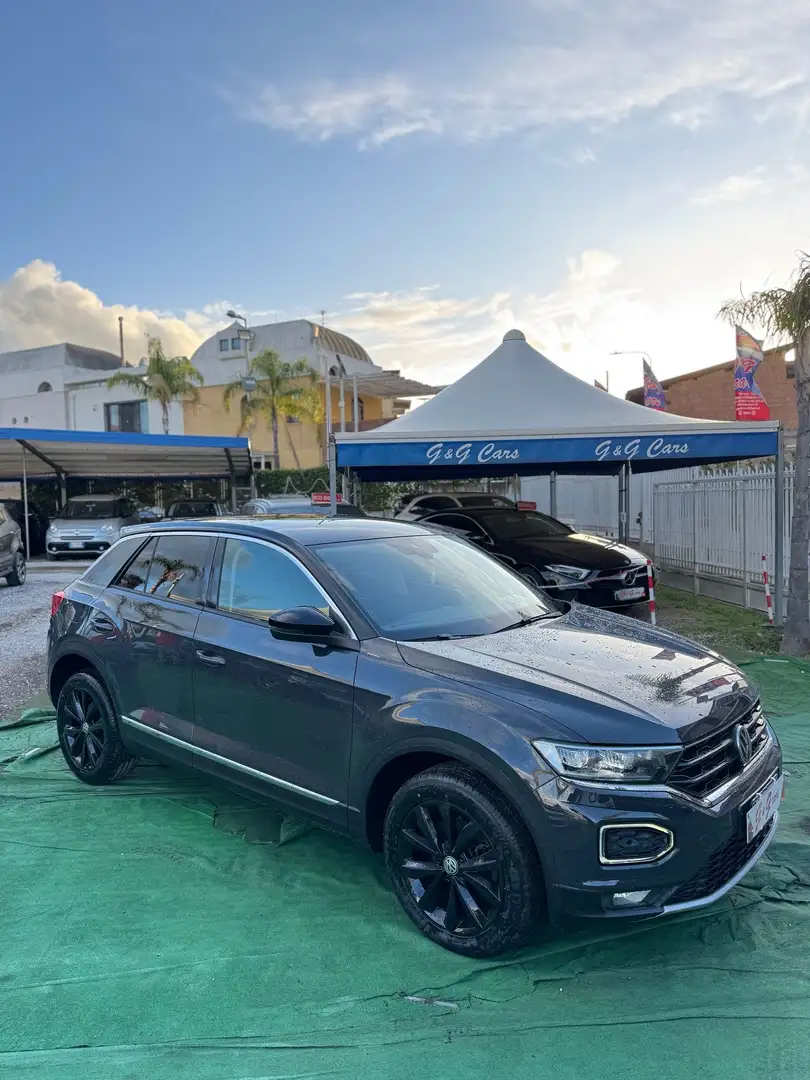 Volkswagen T-Roc 1.6 tdi Advanced - 1