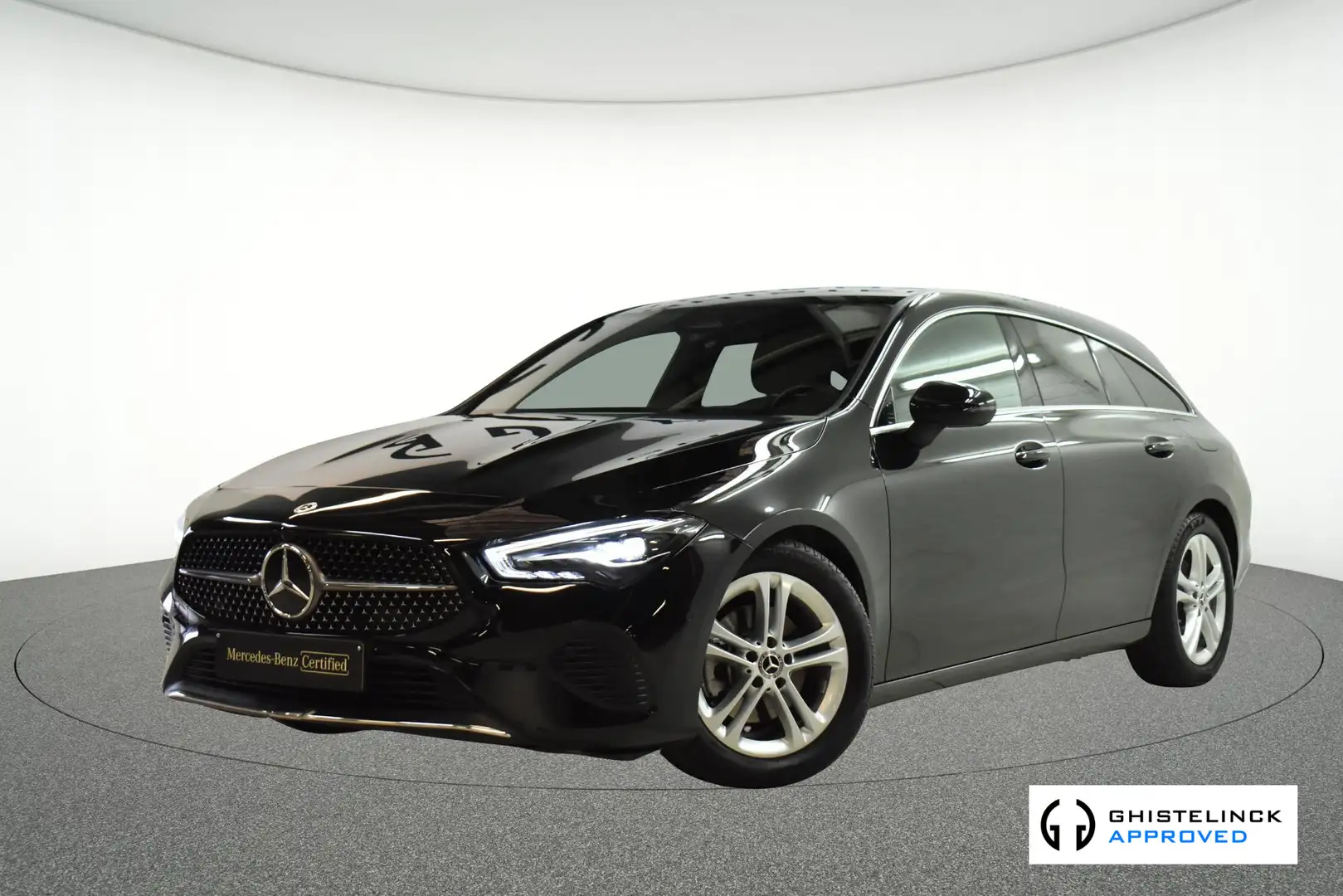 Mercedes-Benz CLA 180 Shooting Brake CLA Business Line Schwarz - 1