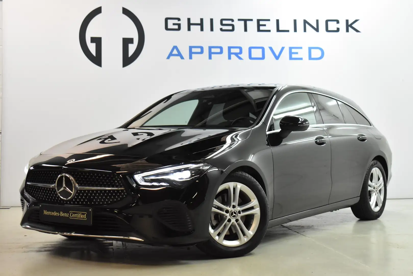 Mercedes-Benz CLA 180 Shooting Brake CLA Business Line Schwarz - 2