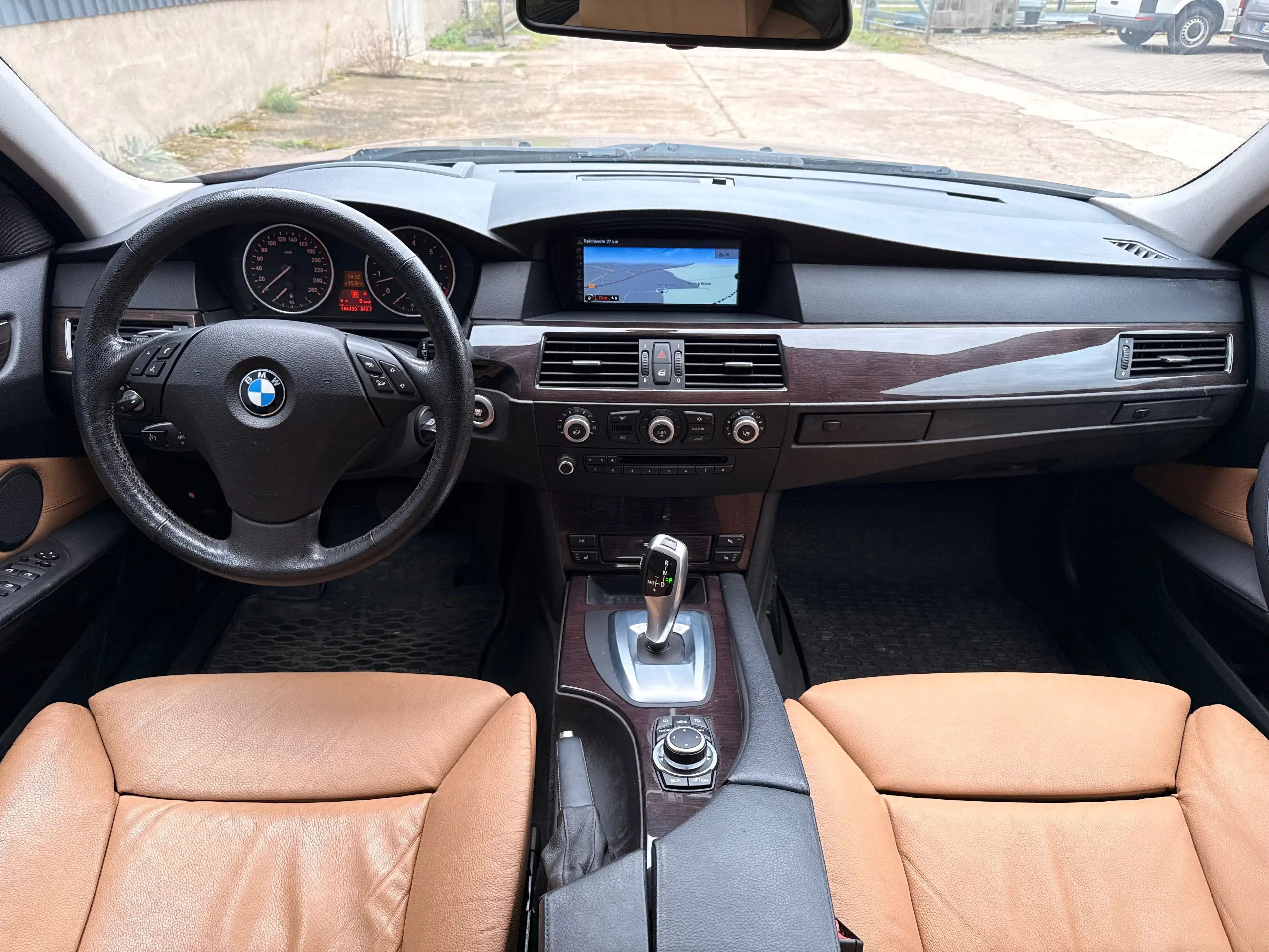 BMW 530 530i xDrive / HeadUp/ Navi/ MemorySitze/ Xenon — photo 11