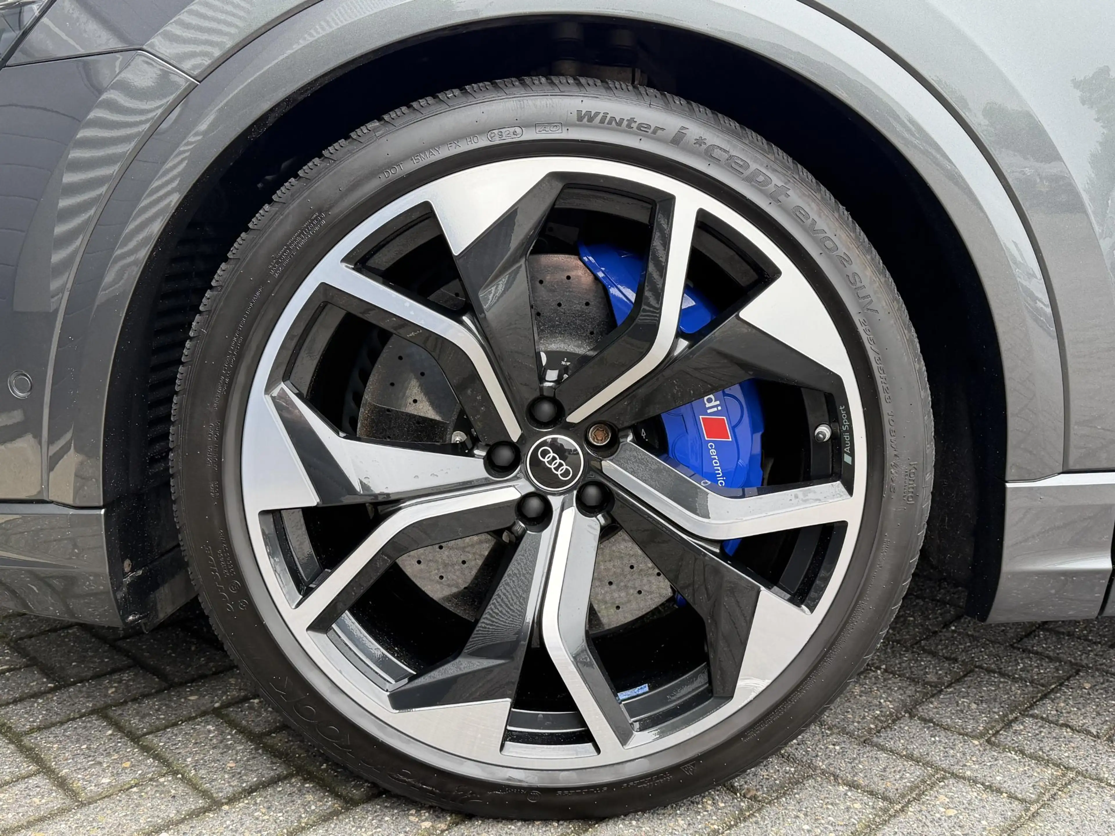 Audi RS Q8 4.0 TFSI RS Q8 quattro | Akrapovic | RS Dynamic | — photo 9