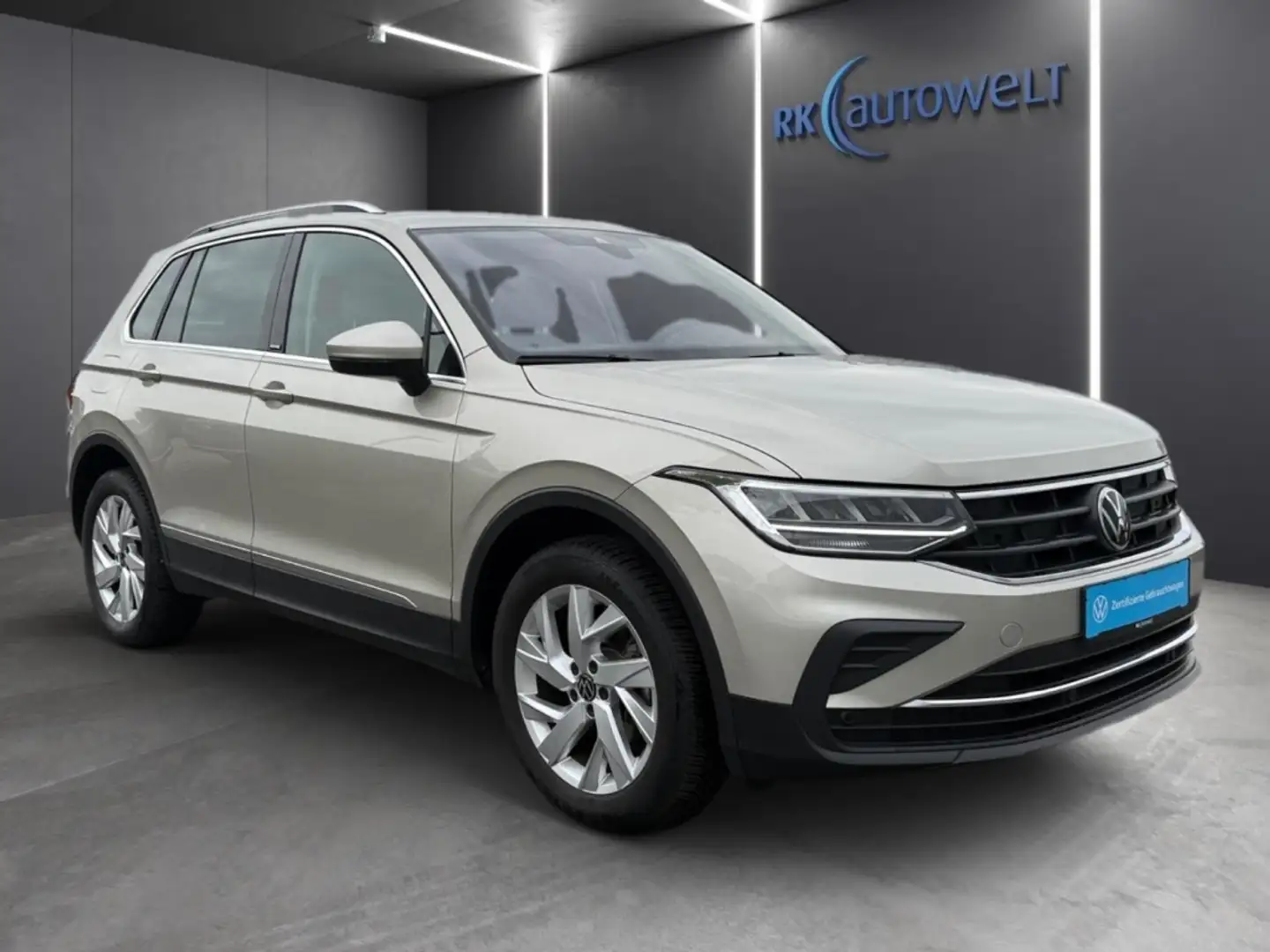 Volkswagen Tiguan Move 1.5 TSI Navi ACC Apple CarPlay Silber - 2