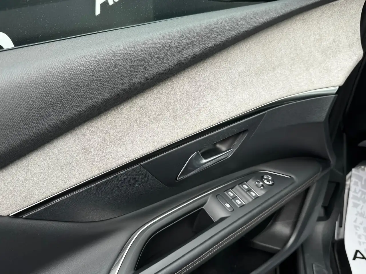 Peugeot 3008 BlueHDI 130 S&S EAT8 GT aut. #cl19" #tettoapribile 27