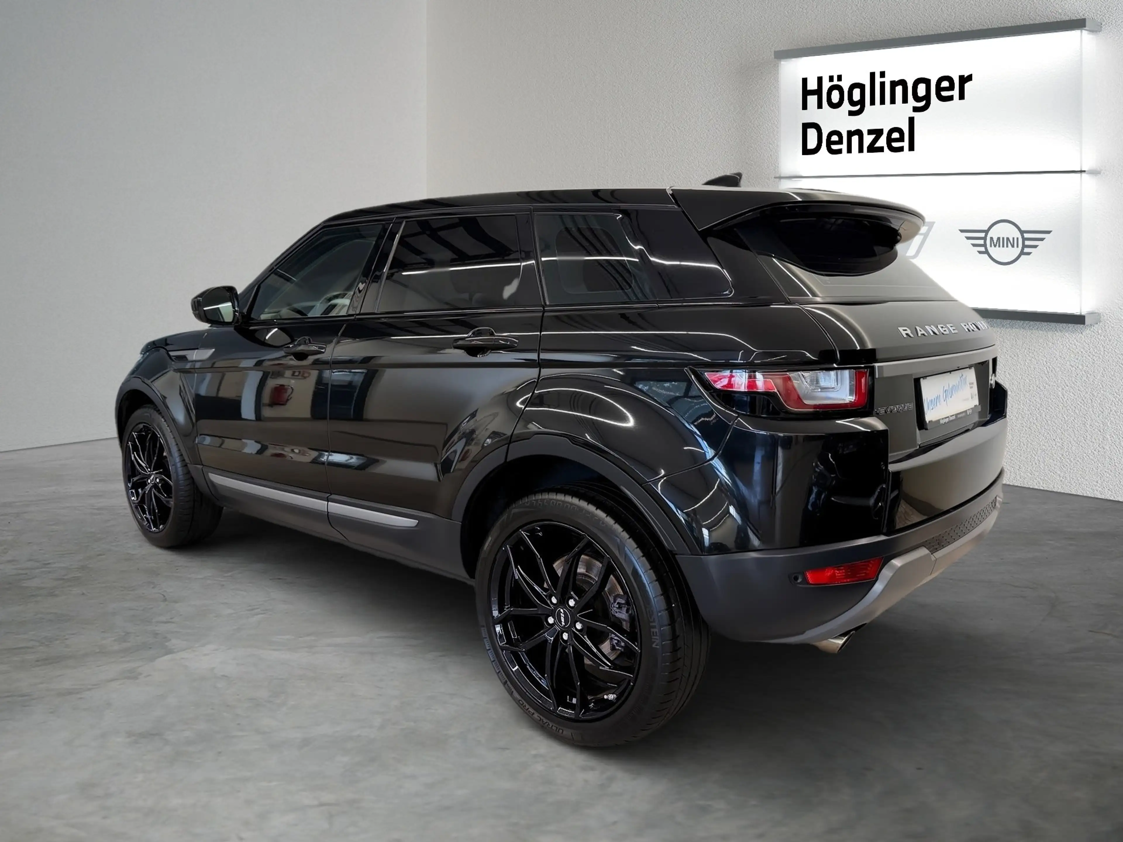 Land Rover Range Rover Evoque SE 2,0 TD4 e-Capability — photo 10