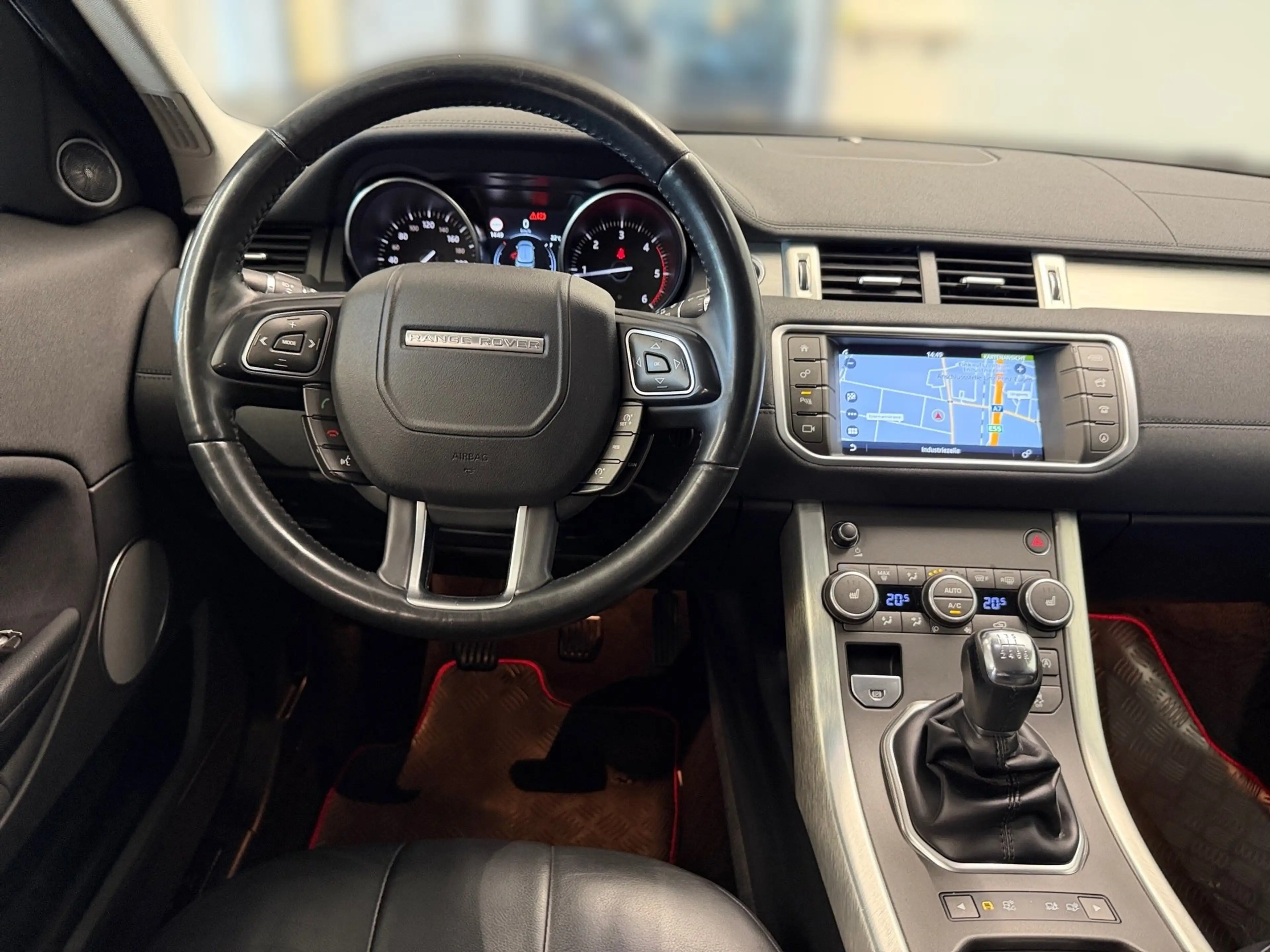 Land Rover Range Rover Evoque SE 2,0 TD4 e-Capability — photo 8