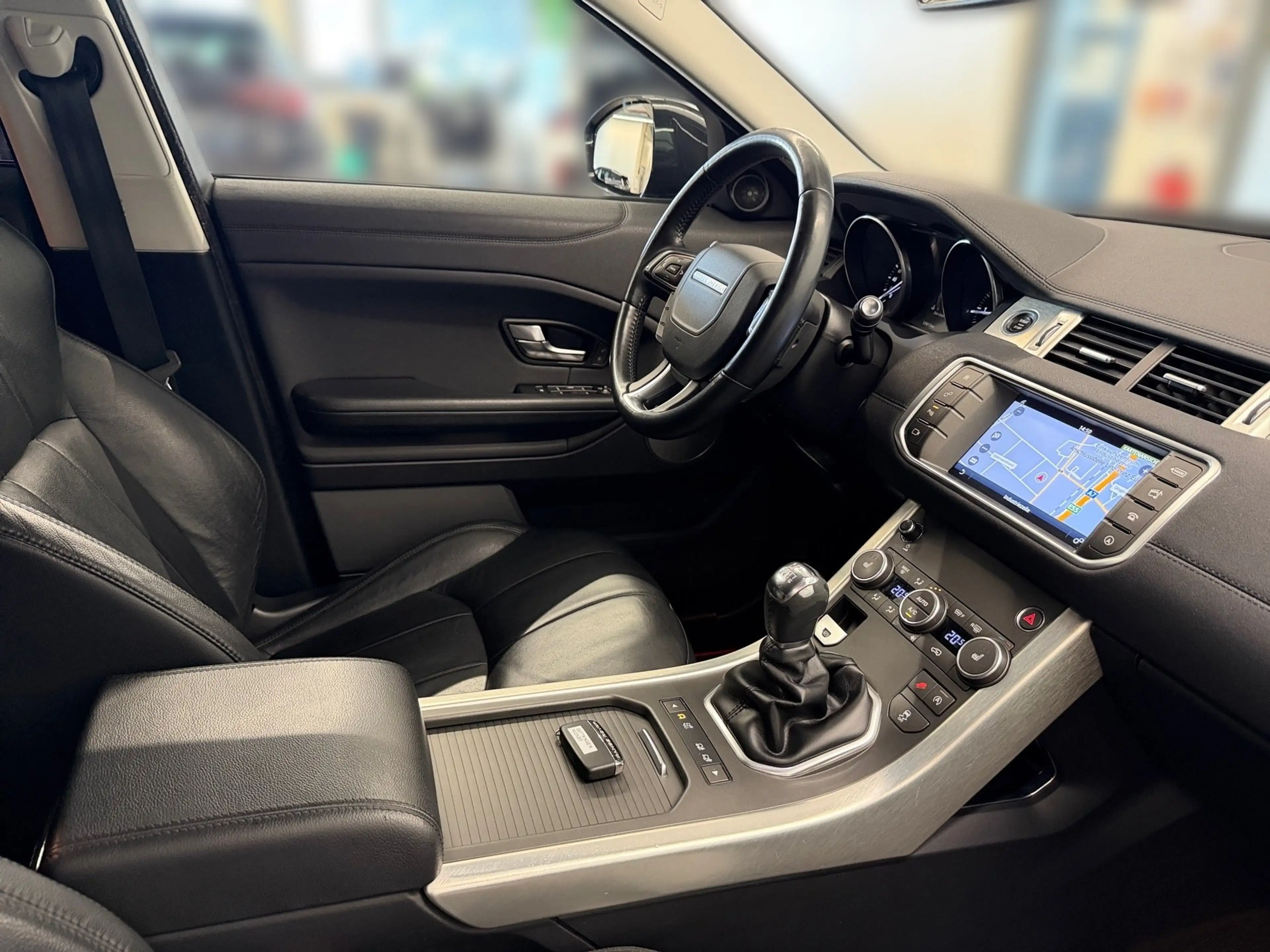 Land Rover Range Rover Evoque SE 2,0 TD4 e-Capability — photo 12