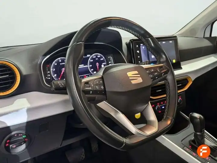 SEAT Arona 2024, foto 8